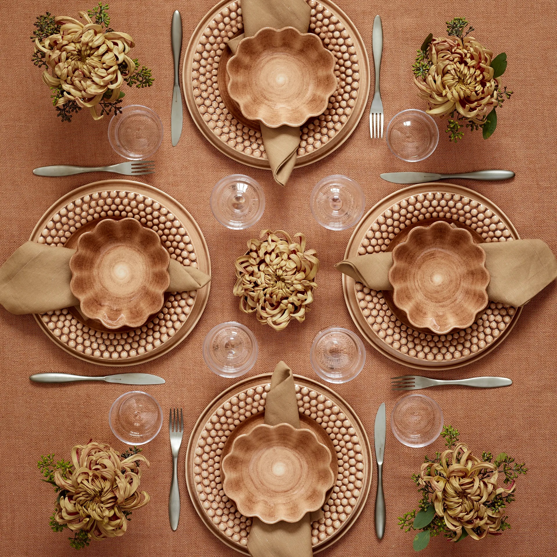 Bubbles プレート 28 cm, cinnamon Mateus | マテュース