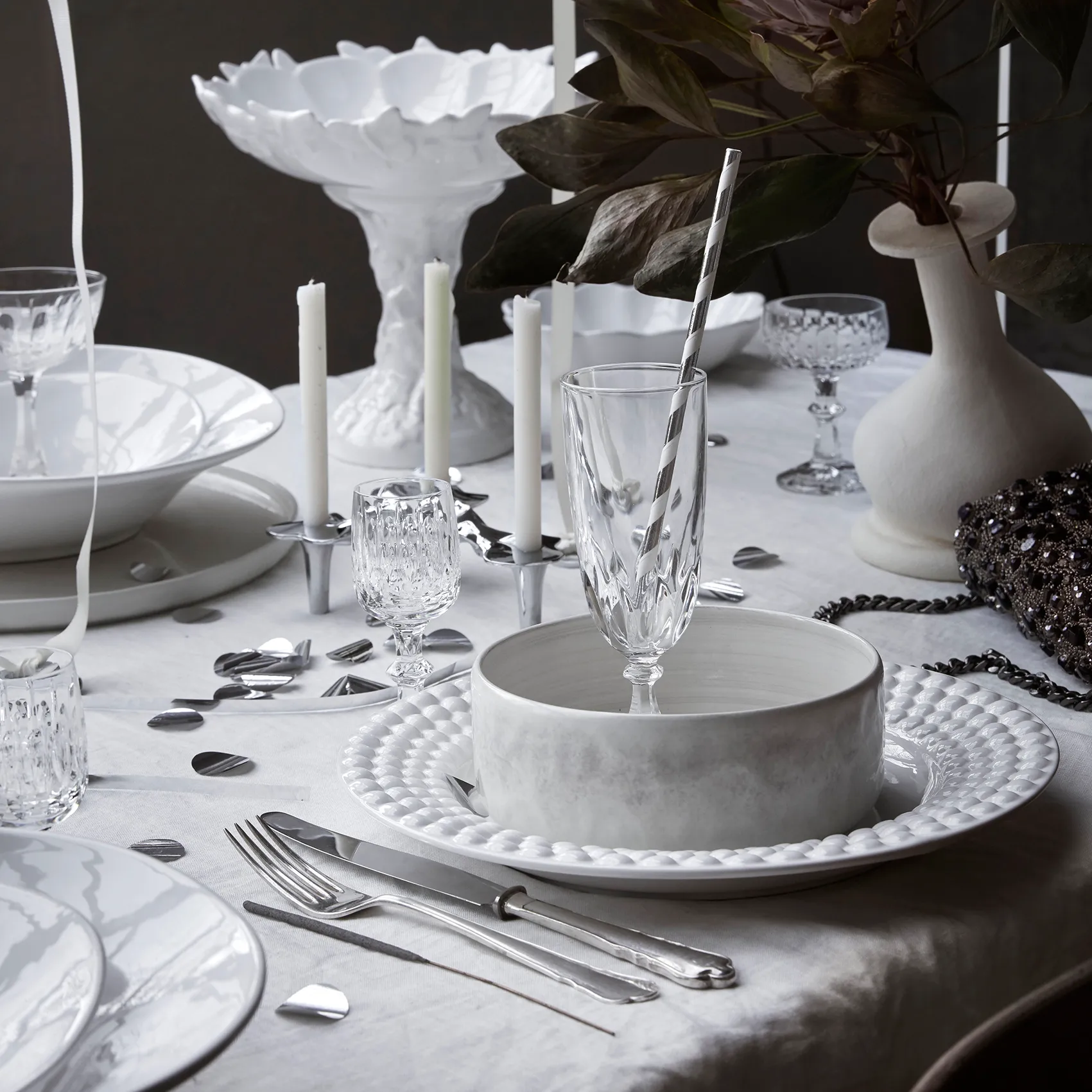 Bubbles プレート 28 cm, White Mateus | マテュース