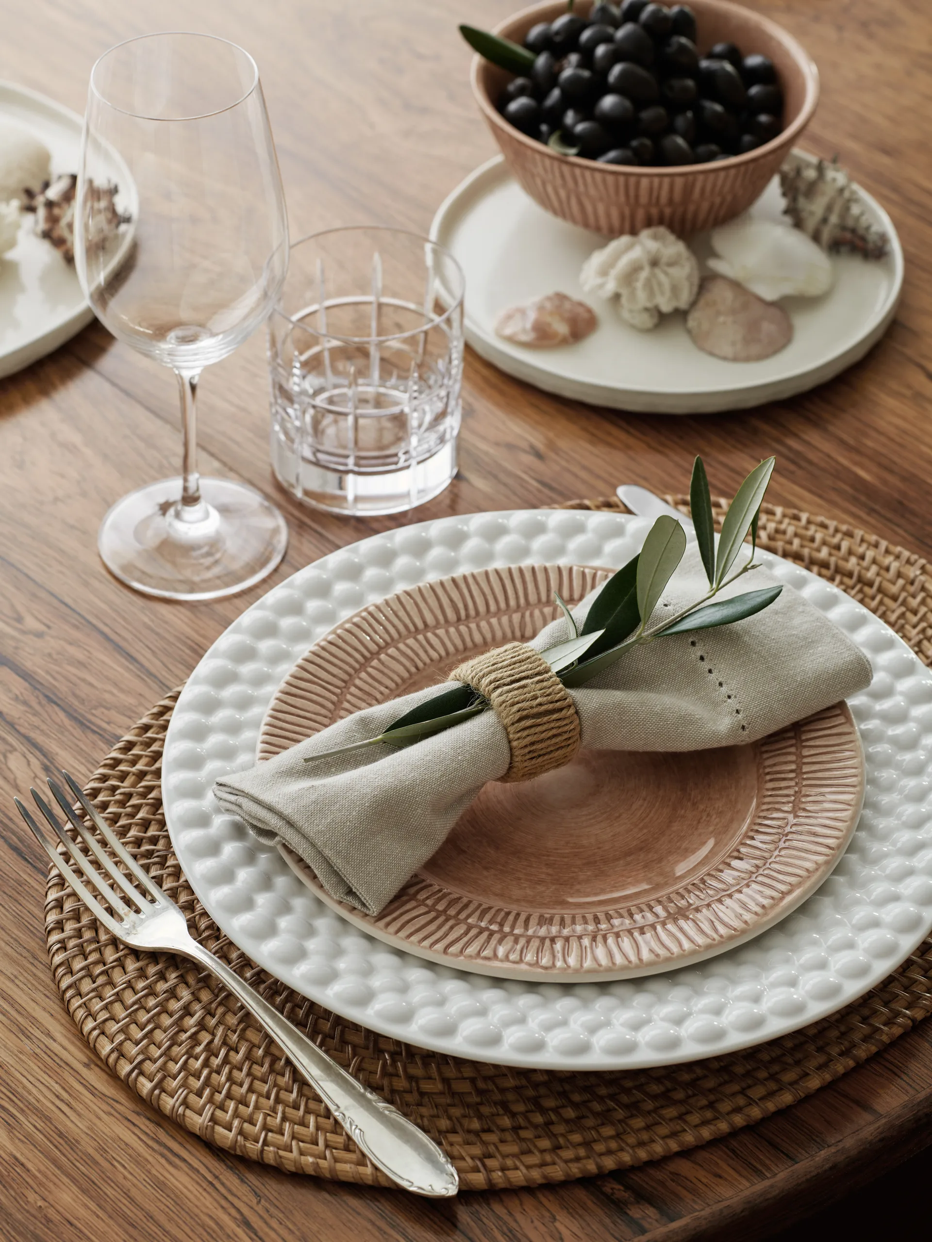 Bubbles プレート 28 cm, White Mateus | マテュース