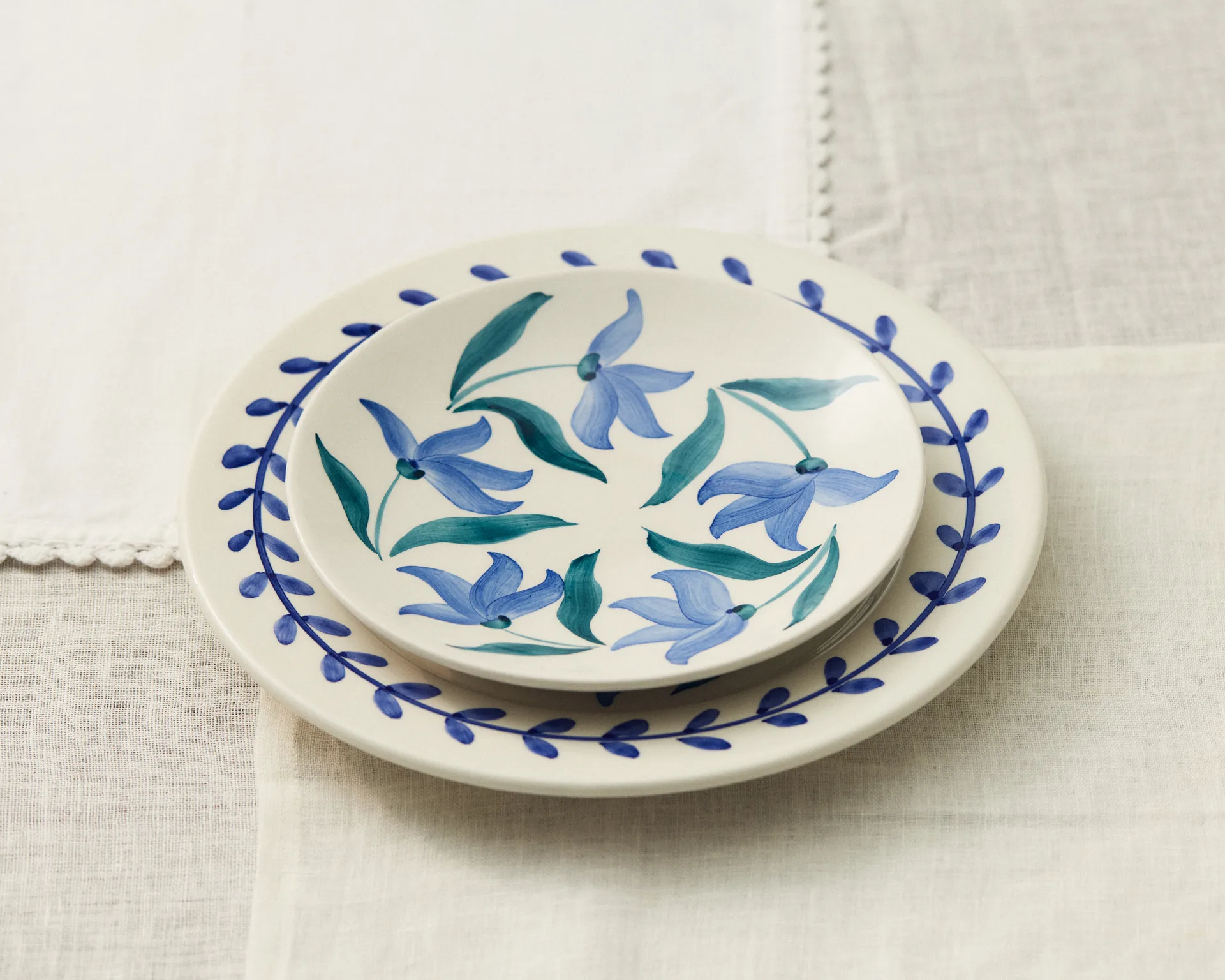 Flowers blossom ディナープレート Ø28 cm, White Mateus | マテュース