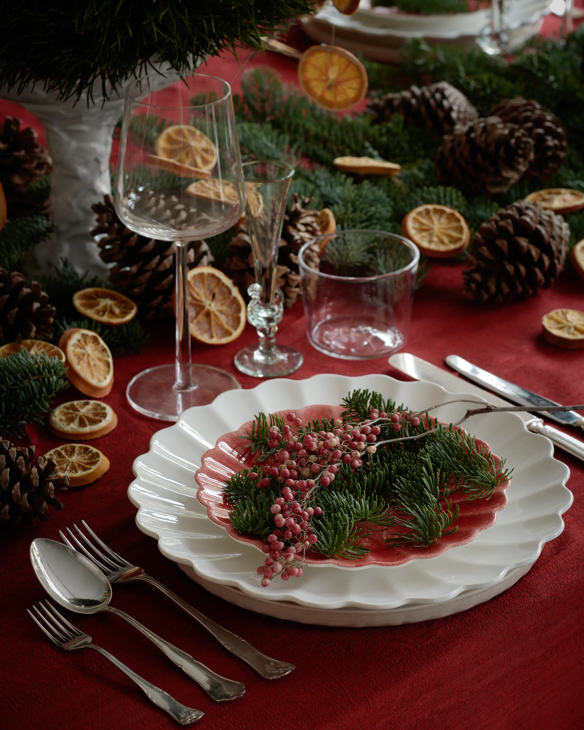 Oyster プレート 20 cm, Red Mateus | マテュース