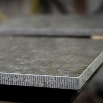 Höllviken トップパネル - limestone, bedside table - Mavis