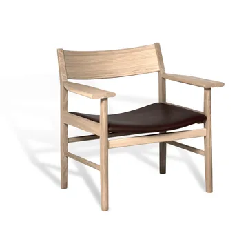Siza ラウンジチェア - ホワイトピグメント マットラッカー仕上げオーク – Mocca Tärnsjö レザー - Mavis