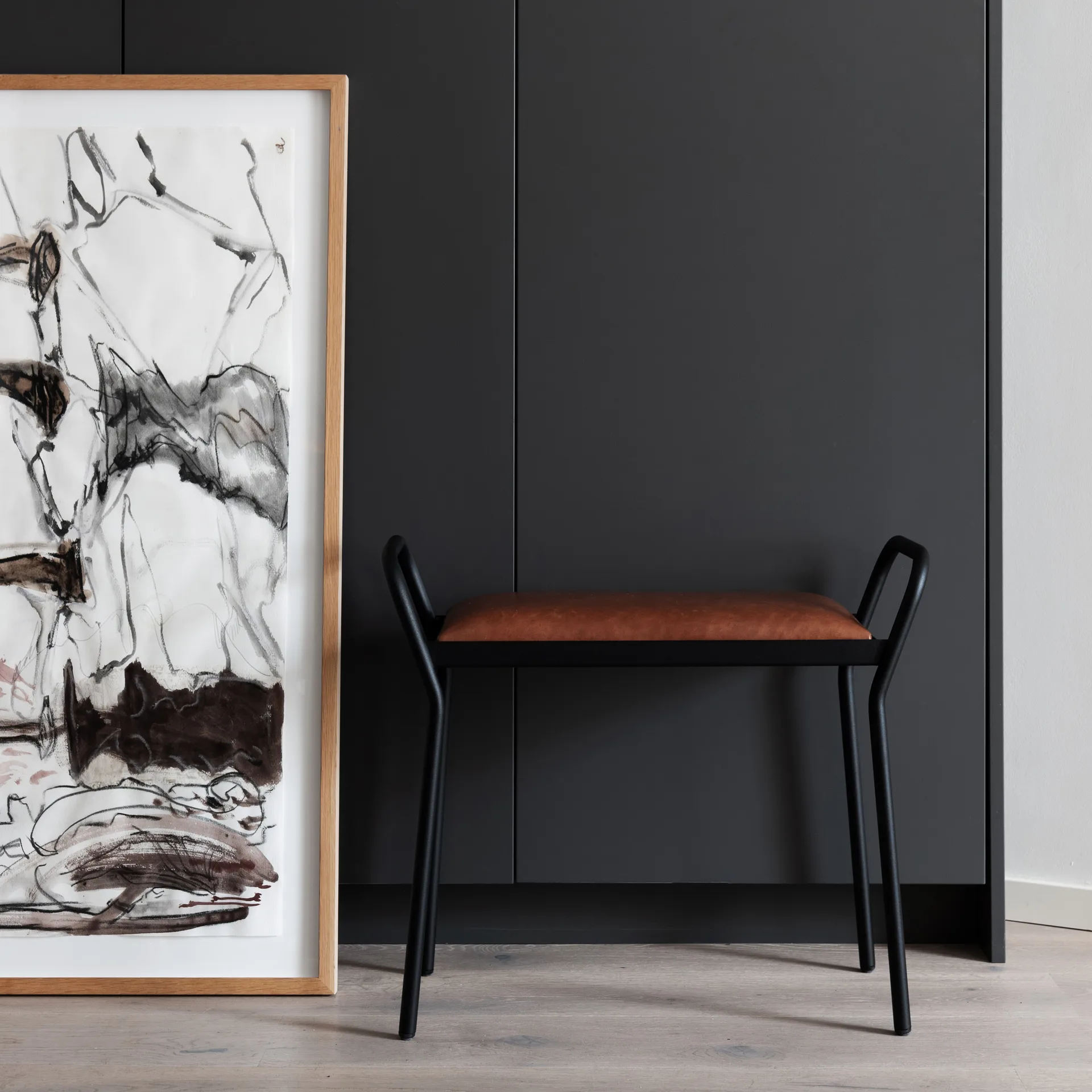 Anyone スツール, Black-vintage cognac Maze | メイズ