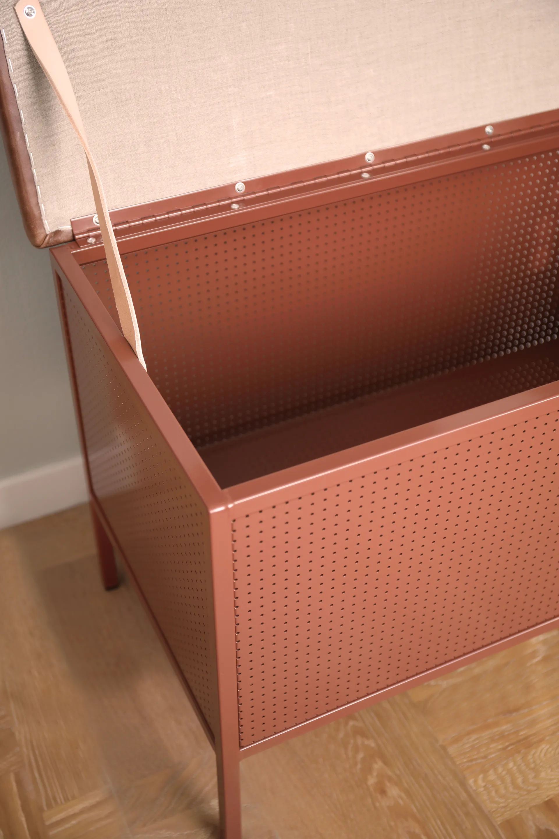 Frank 収納ベンチ, Cinnamon-vintage cognac Maze | メイズ