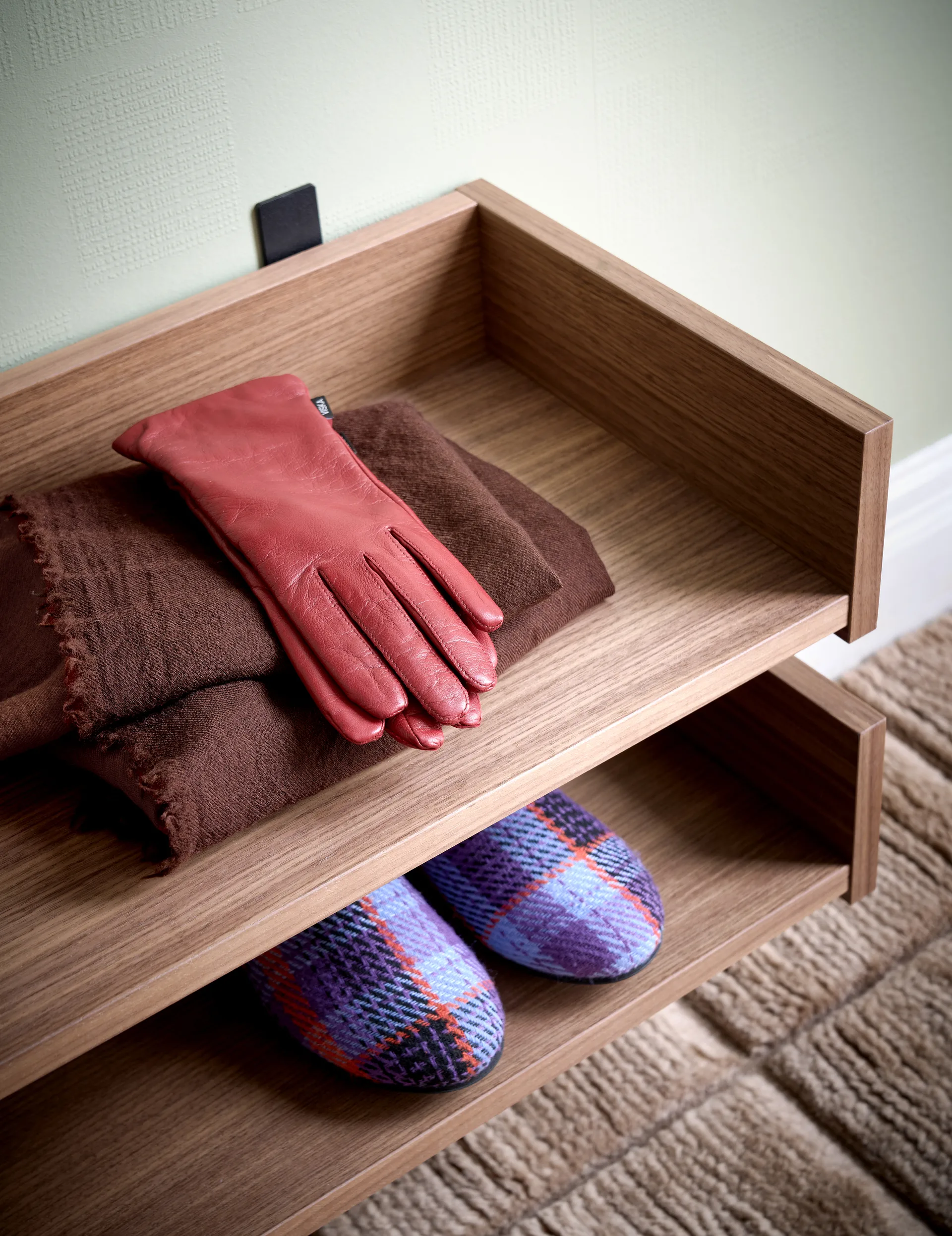 Gentle シューラック, Walnut, 78x8x30 cm Maze | メイズ