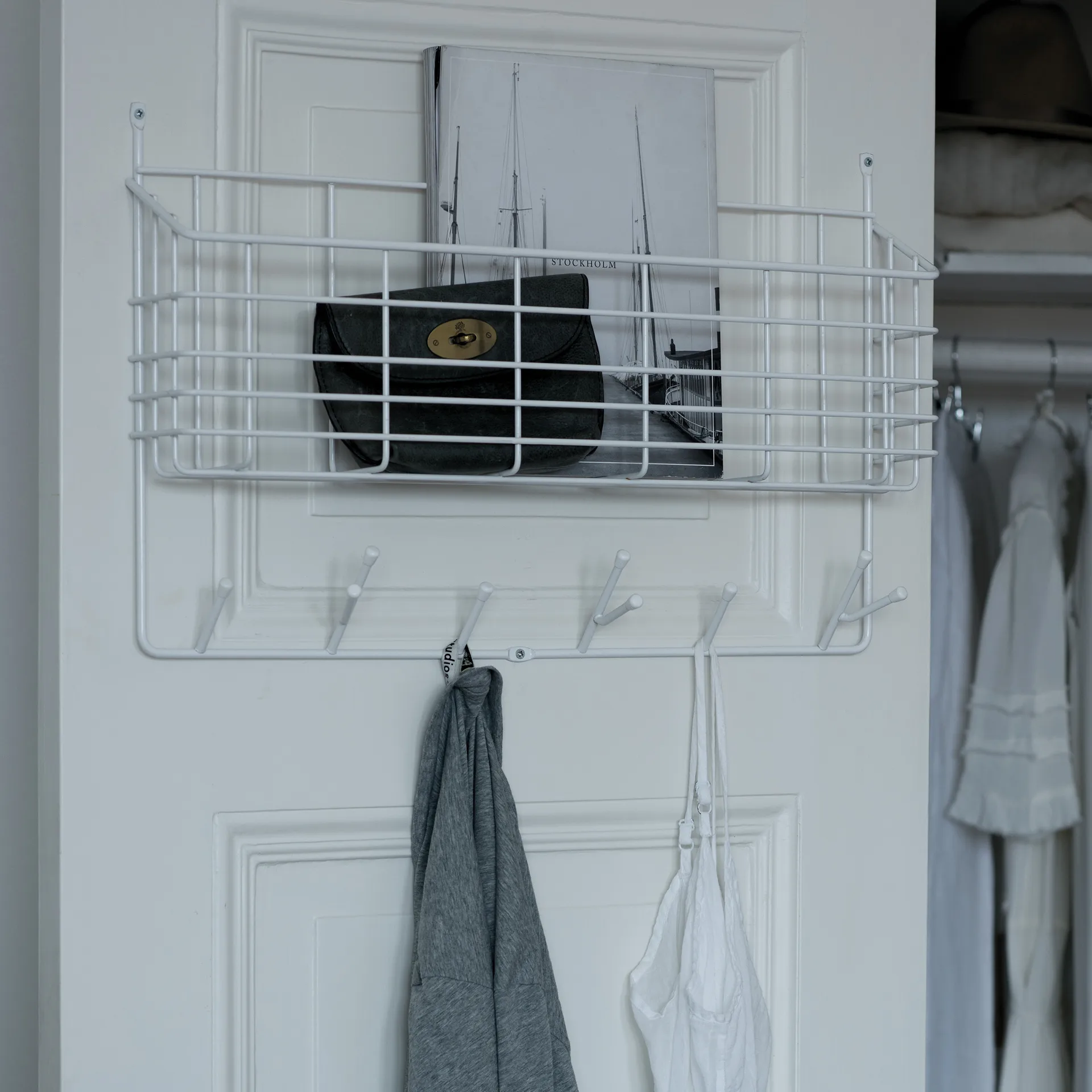 Mitten シェルフ, white Maze | メイズ