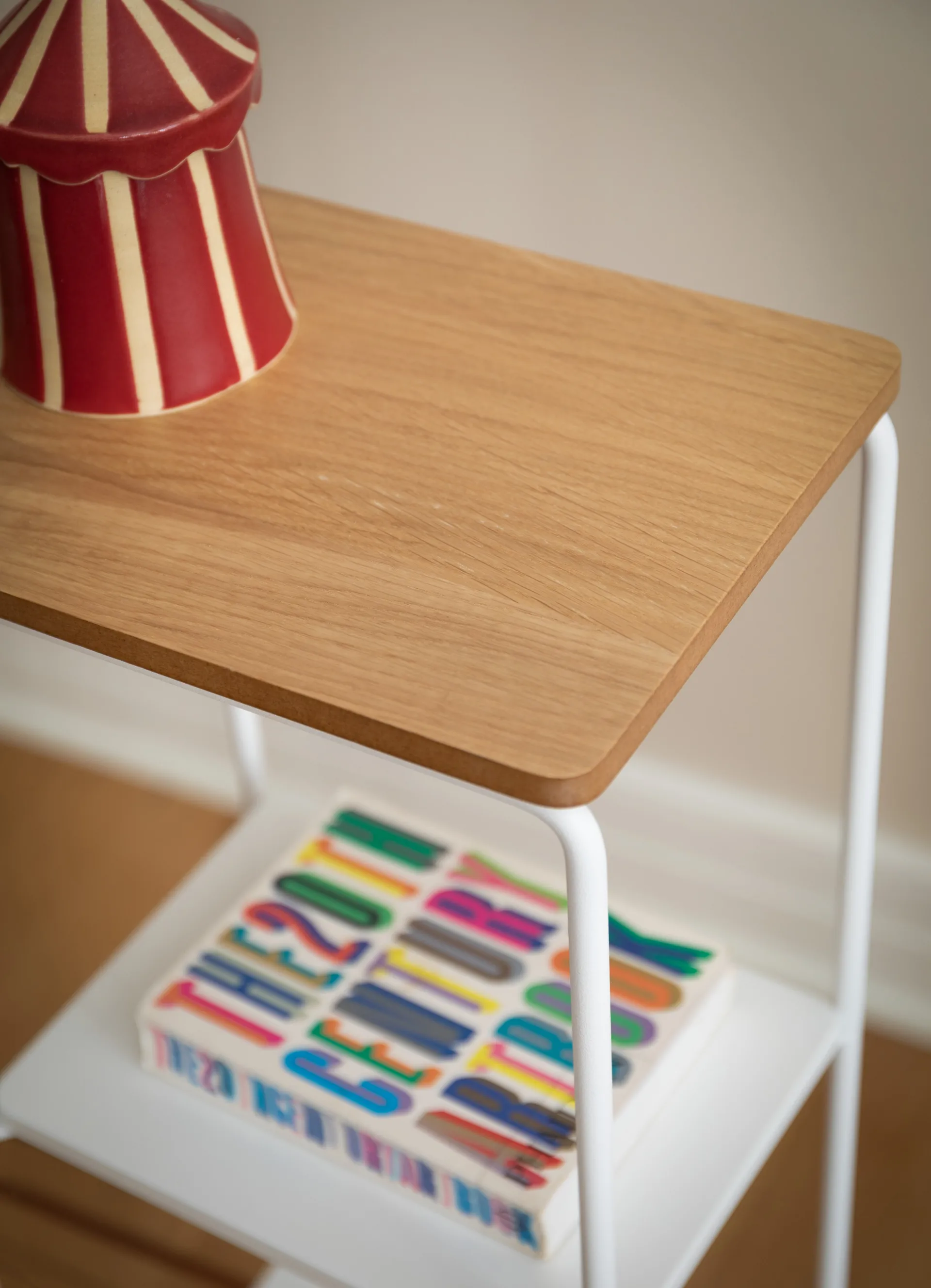 Mixrack フロアシェルフ S  26x19x57.2 cm, Oak-white Maze | メイズ