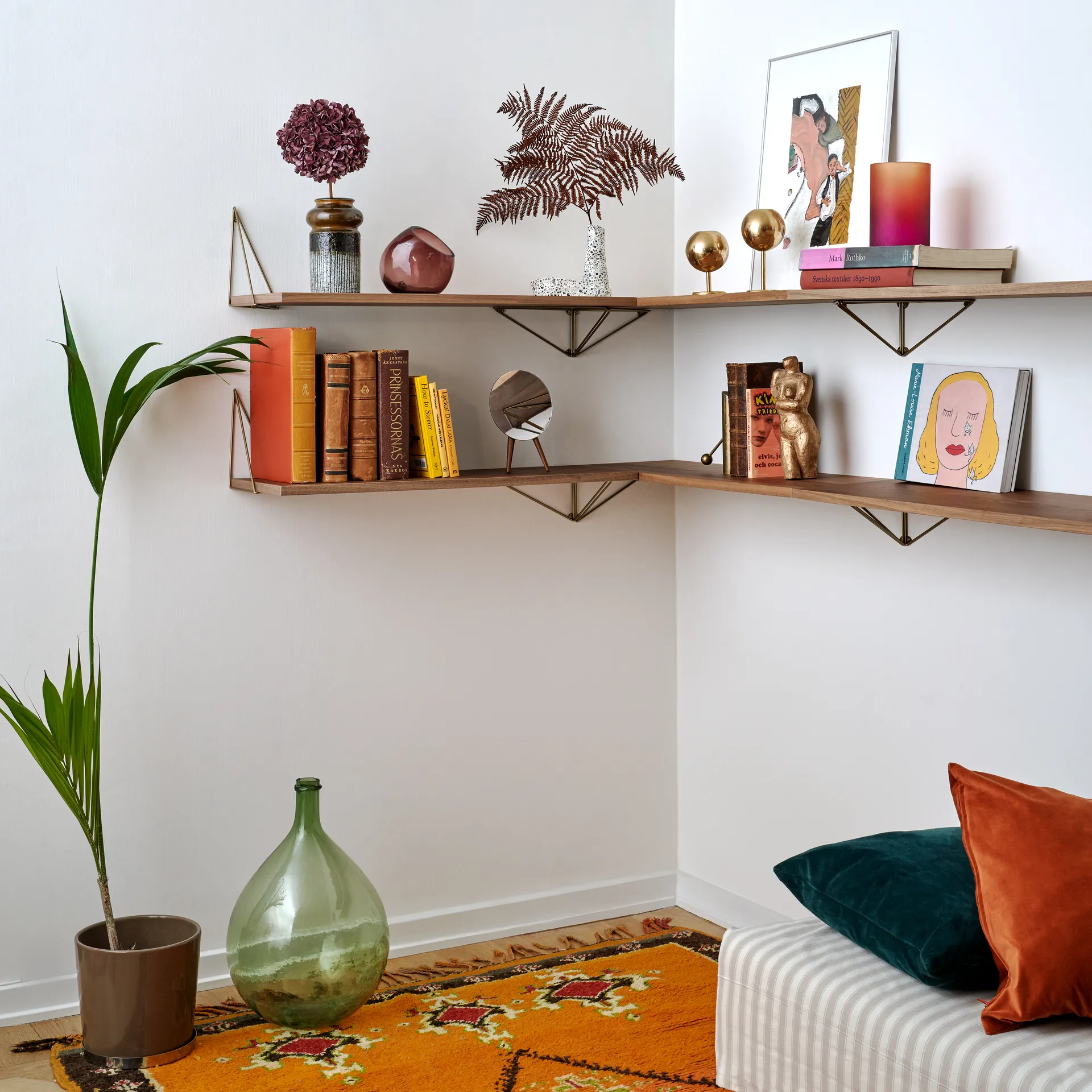 Pythagoras シェルフ, walnut Maze | メイズ