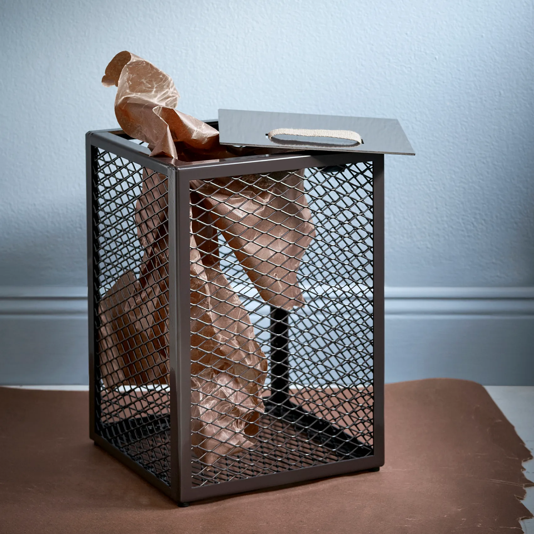 The Cube forvaring, dark chocolate Maze | メイズ