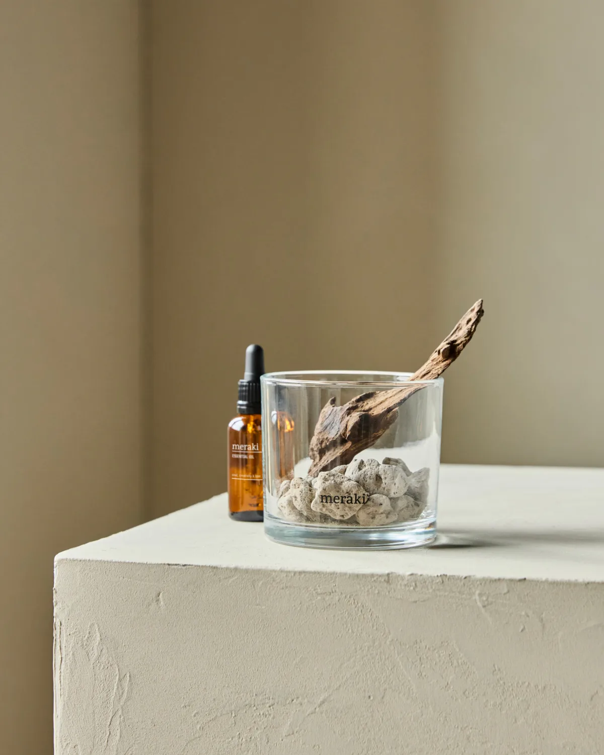 Meraki ディフューザー 溶岩石＆ウッド オイル付属, Amber dust, black Meraki | メラキ