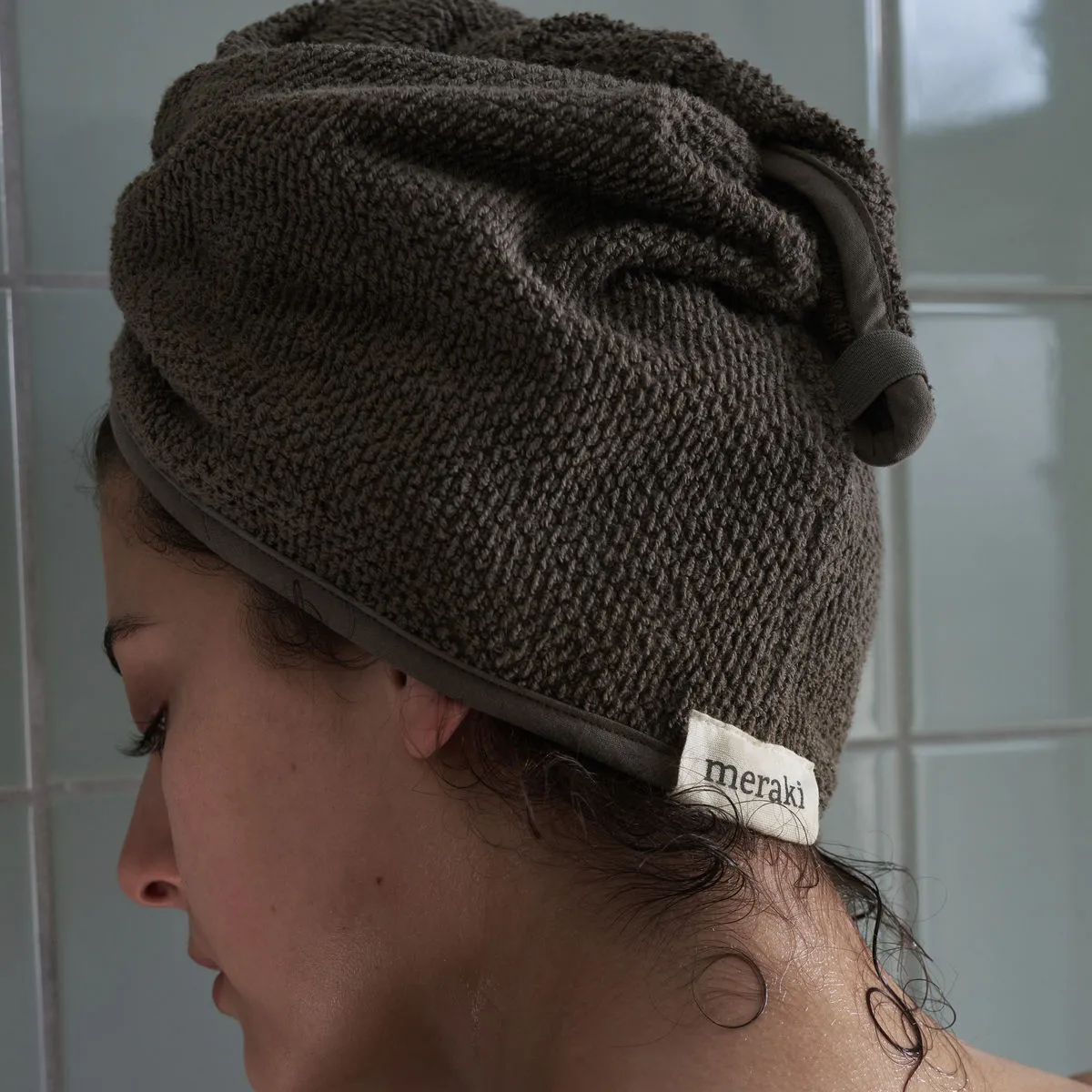 Solid ヘアータオル 25x63 cm, Army Meraki | メラキ