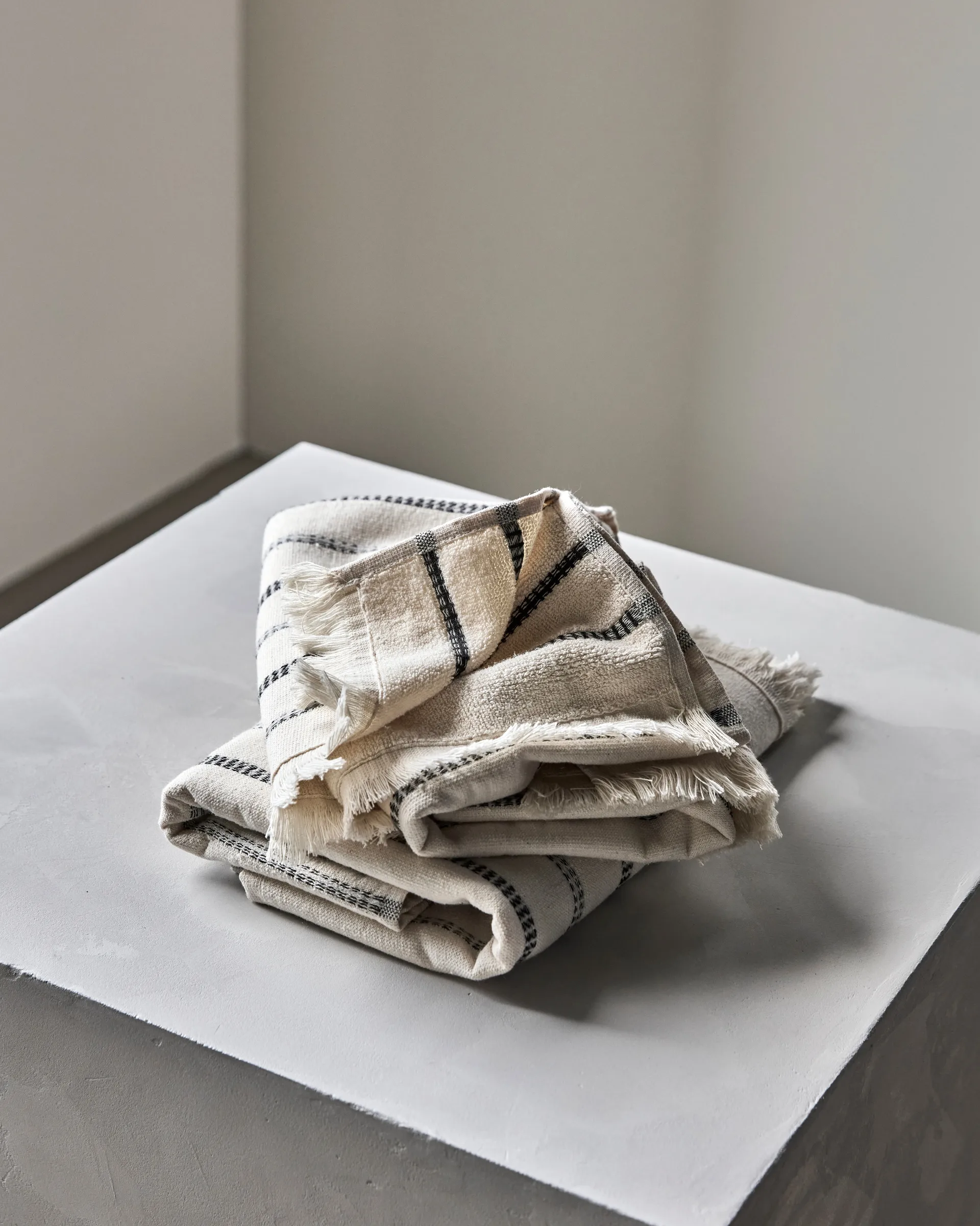 True タオル 2枚, Off-White-black, 50x100 cm Meraki | メラキ