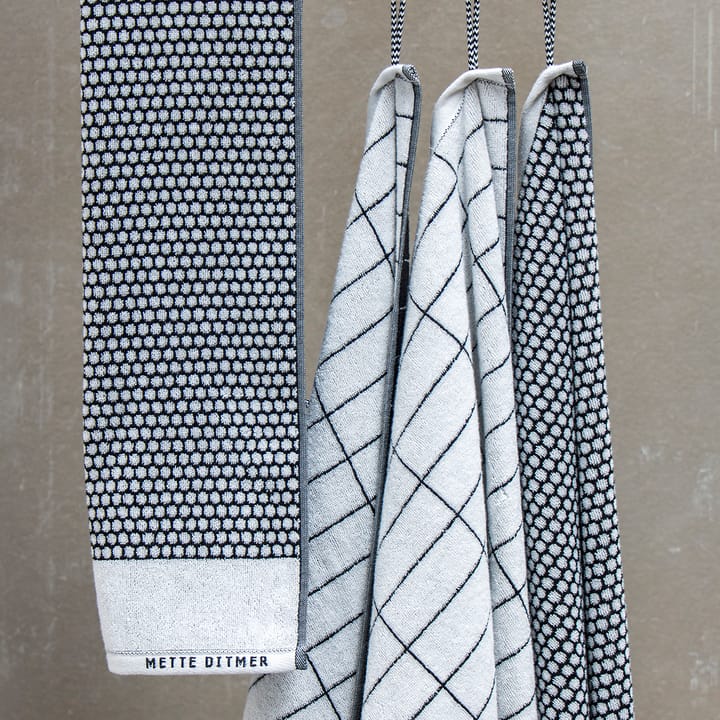 グリッド タオル 50x100 cm, black-off white Mette Ditmer | メッテ ディトマー