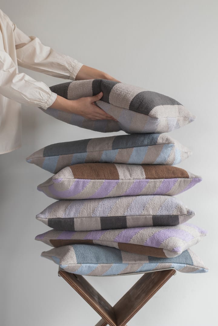 Across キリム クッションカバー, Light grey, 40x60 cm Mette Ditmer | メッテ ディトマー
