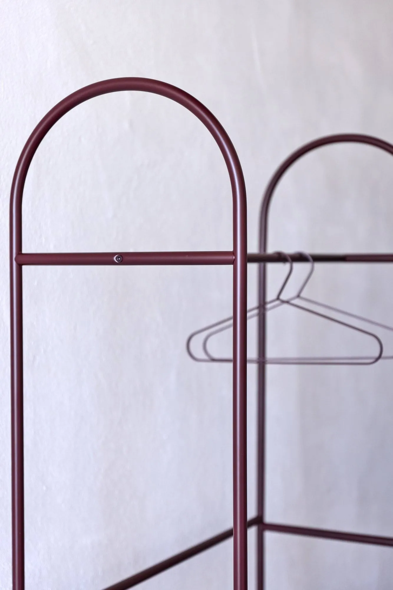 Arch コートラック, Red, 39x92x186 cm Mette Ditmer | メッテ ディトマー