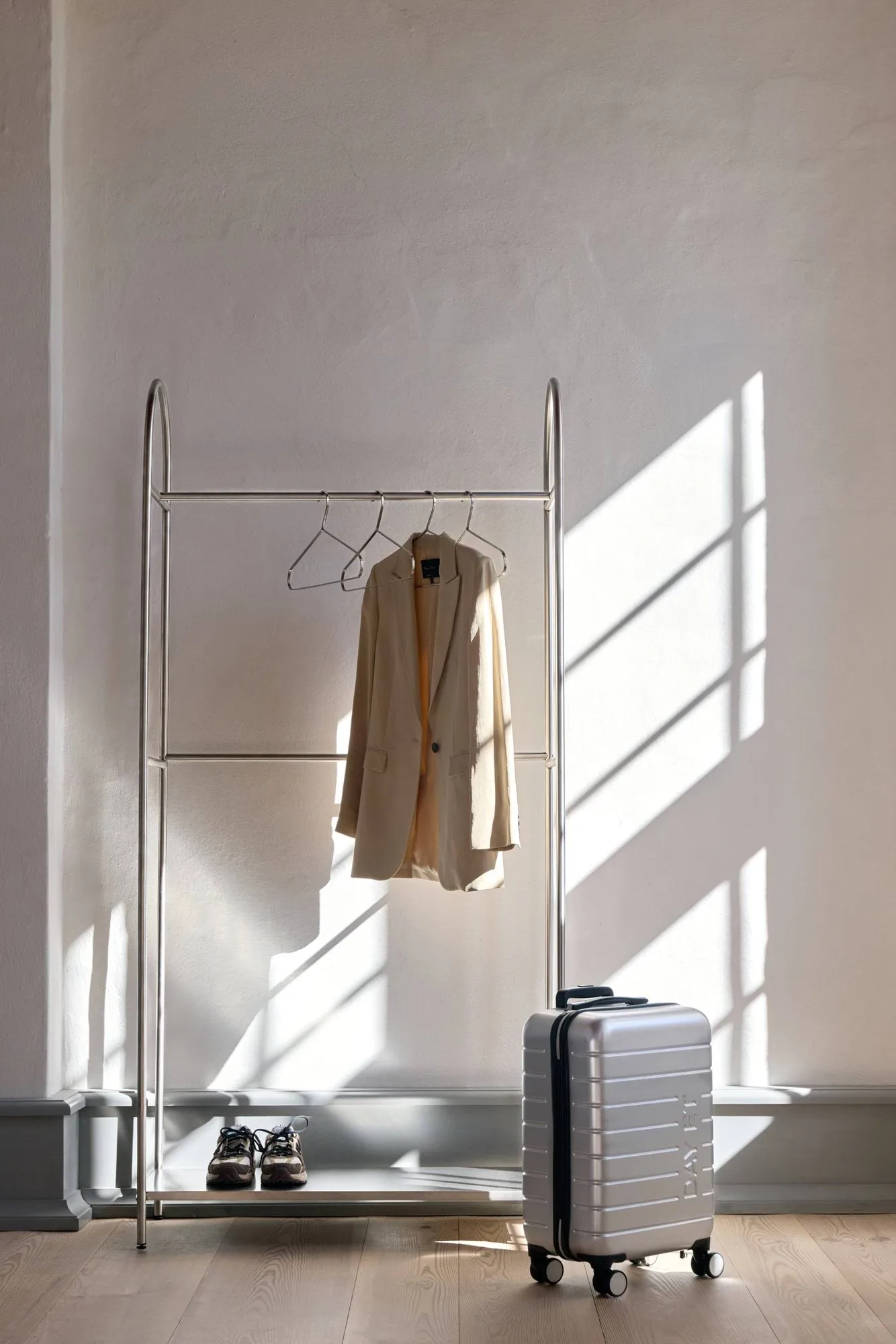 Arch コートラック, Silver-coloured, 39x92x186 cm Mette Ditmer | メッテ ディトマー