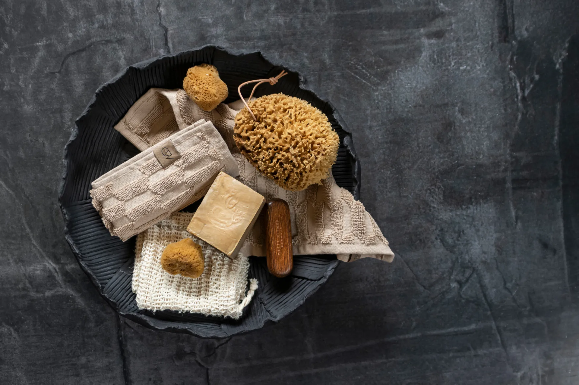 Art piece パッチボウル Ø35 cm, Black Mette Ditmer | メッテ ディトマー