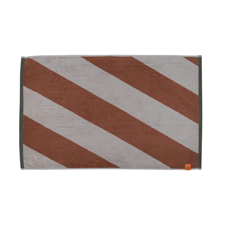 Diagonal バスマット 50x80 cm - Brick - Mette Ditmer | メッテ ディトマー