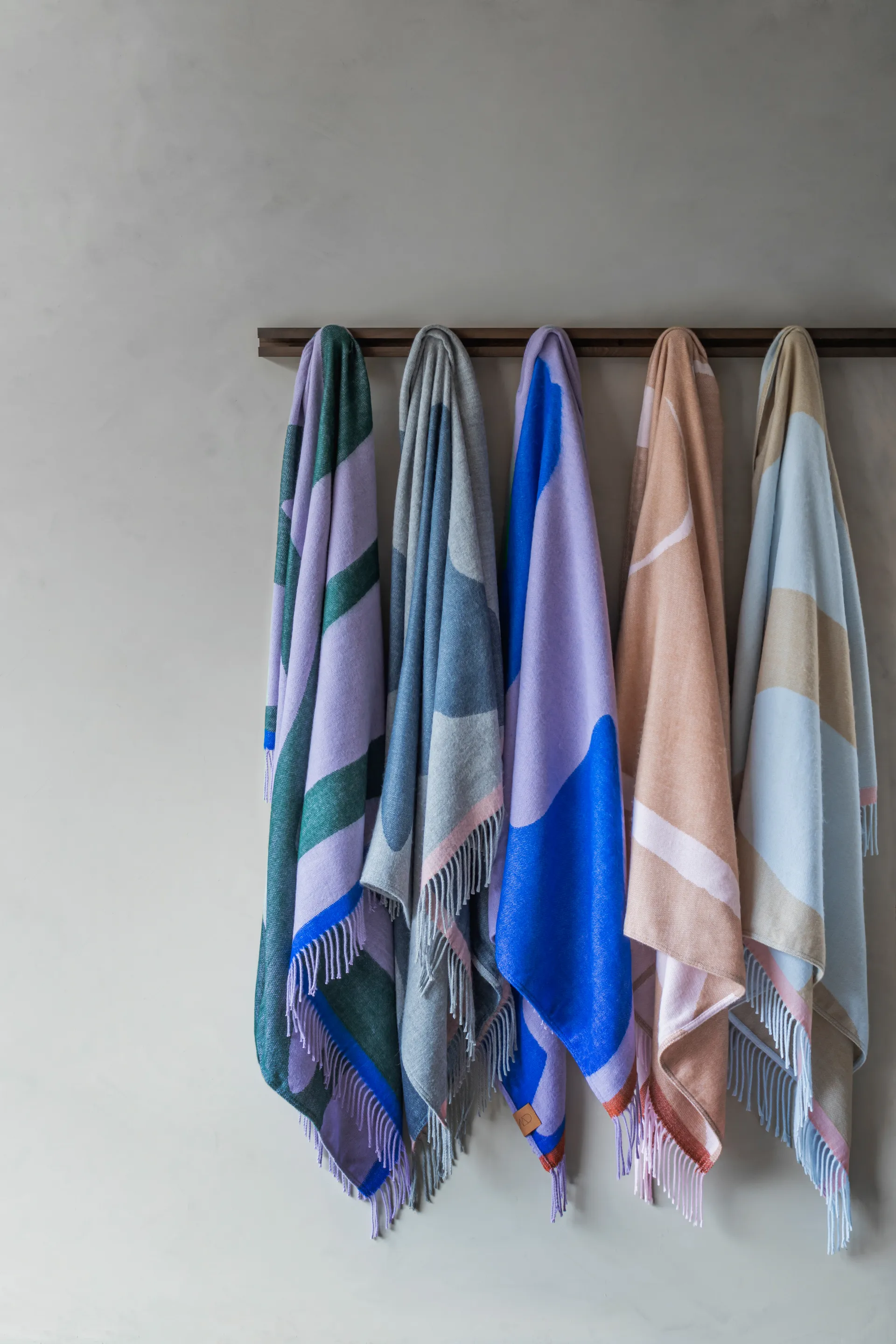 Gallery スロー 125x170 cm, Light grey Mette Ditmer | メッテ ディトマー