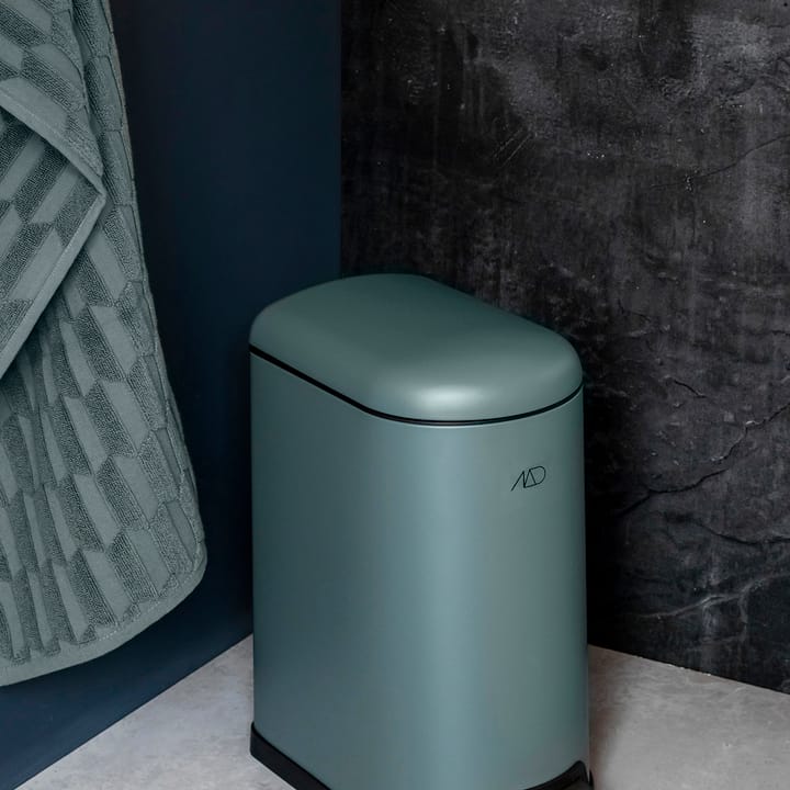 Geo タオル 50x95 cm - pine green - Mette Ditmer | メッテ ディトマー