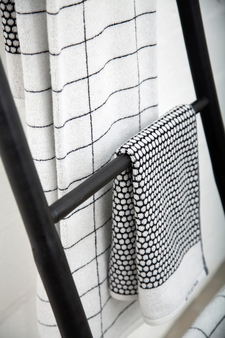 Grid ゲストタオル 38x60 cm 2 pack, Black-off white Mette Ditmer | メッテ ディトマー