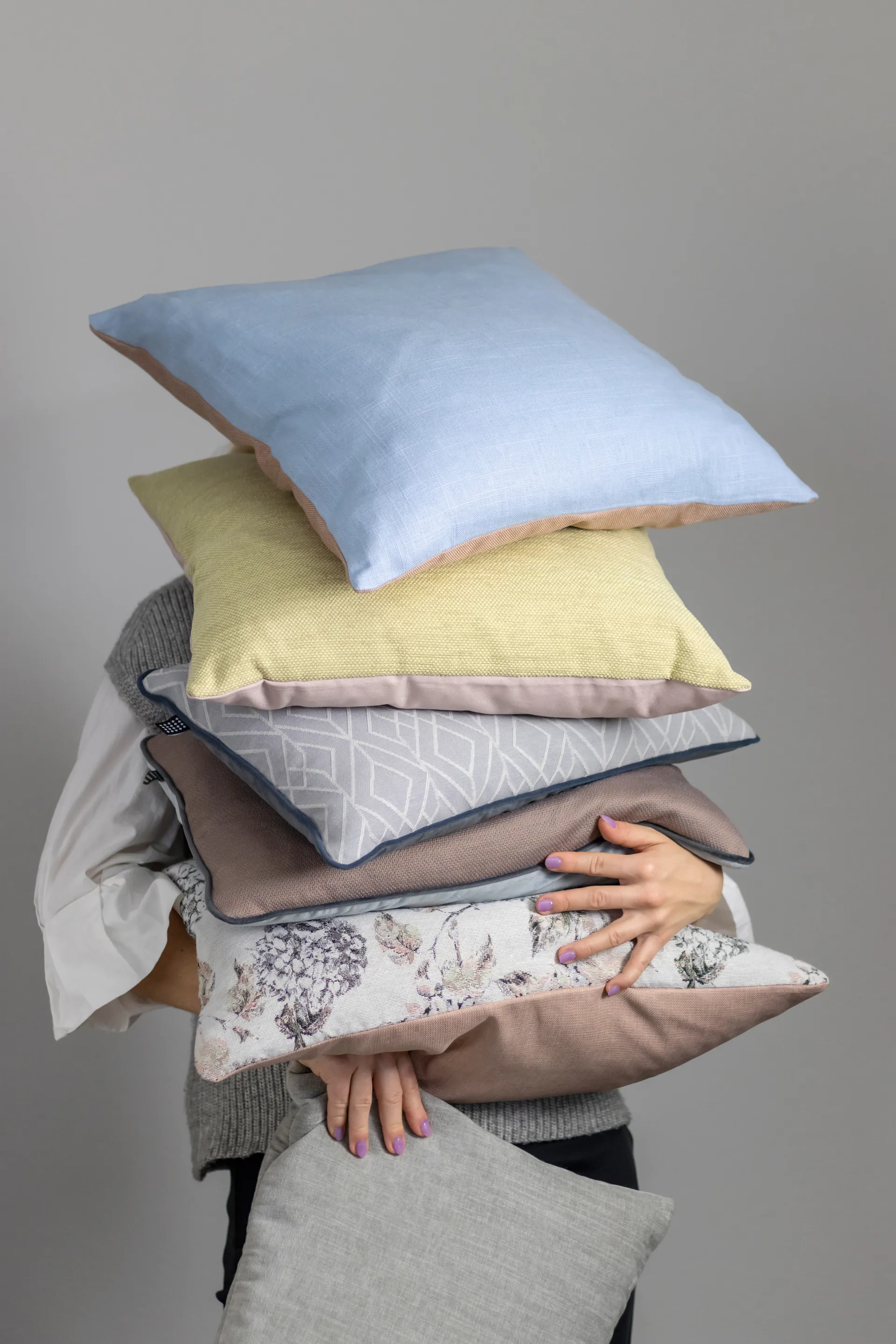 Hydrangea クッション 40x60 cm, Off-white-peach Mette Ditmer | メッテ ディトマー