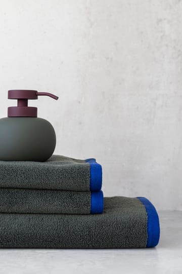 Lotus play ソースポンプ ロー ポンプヘッド2個付き - Dark olive - Mette Ditmer | メッテ ディトマー
