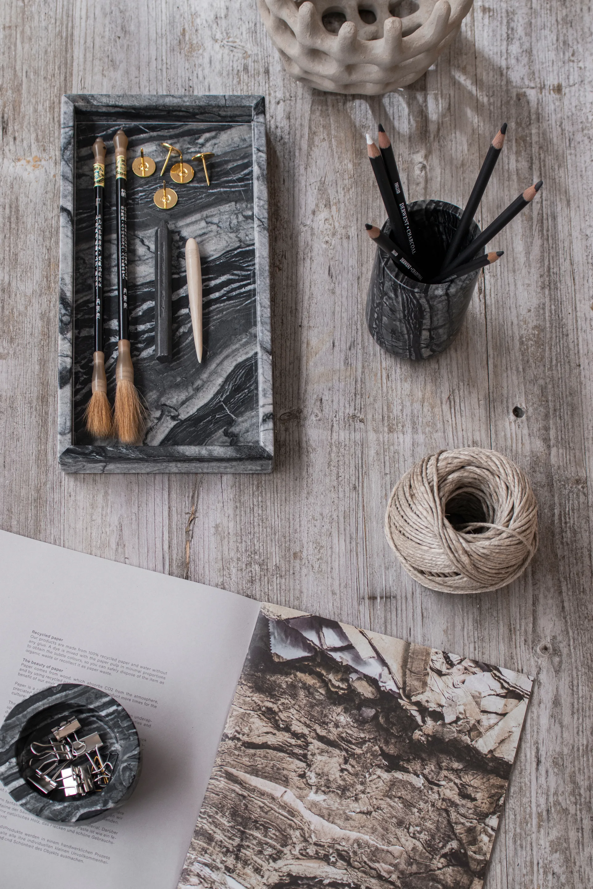 Marble デコレーショントレイ 16x31 cm, Black-Grey Mette Ditmer | メッテ ディトマー