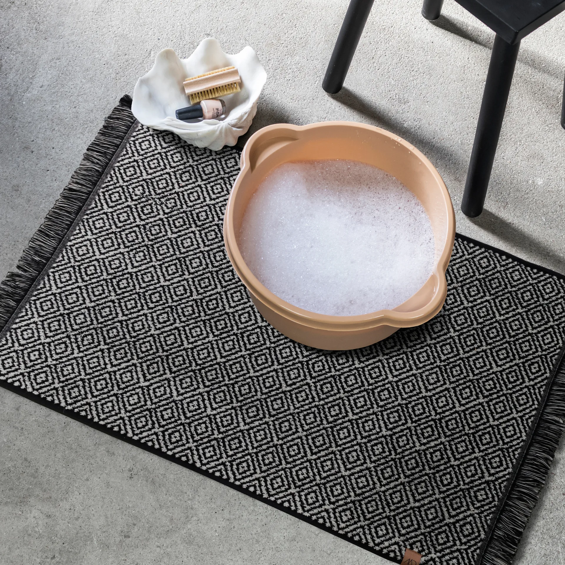 Morocco バスルームマット 50x80 cm, Black-white Mette Ditmer | メッテ ディトマー