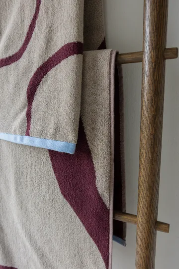 Nova Arte バスタオル 70x133 cm - Wine-sand - Mette Ditmer | メッテ ディトマー
