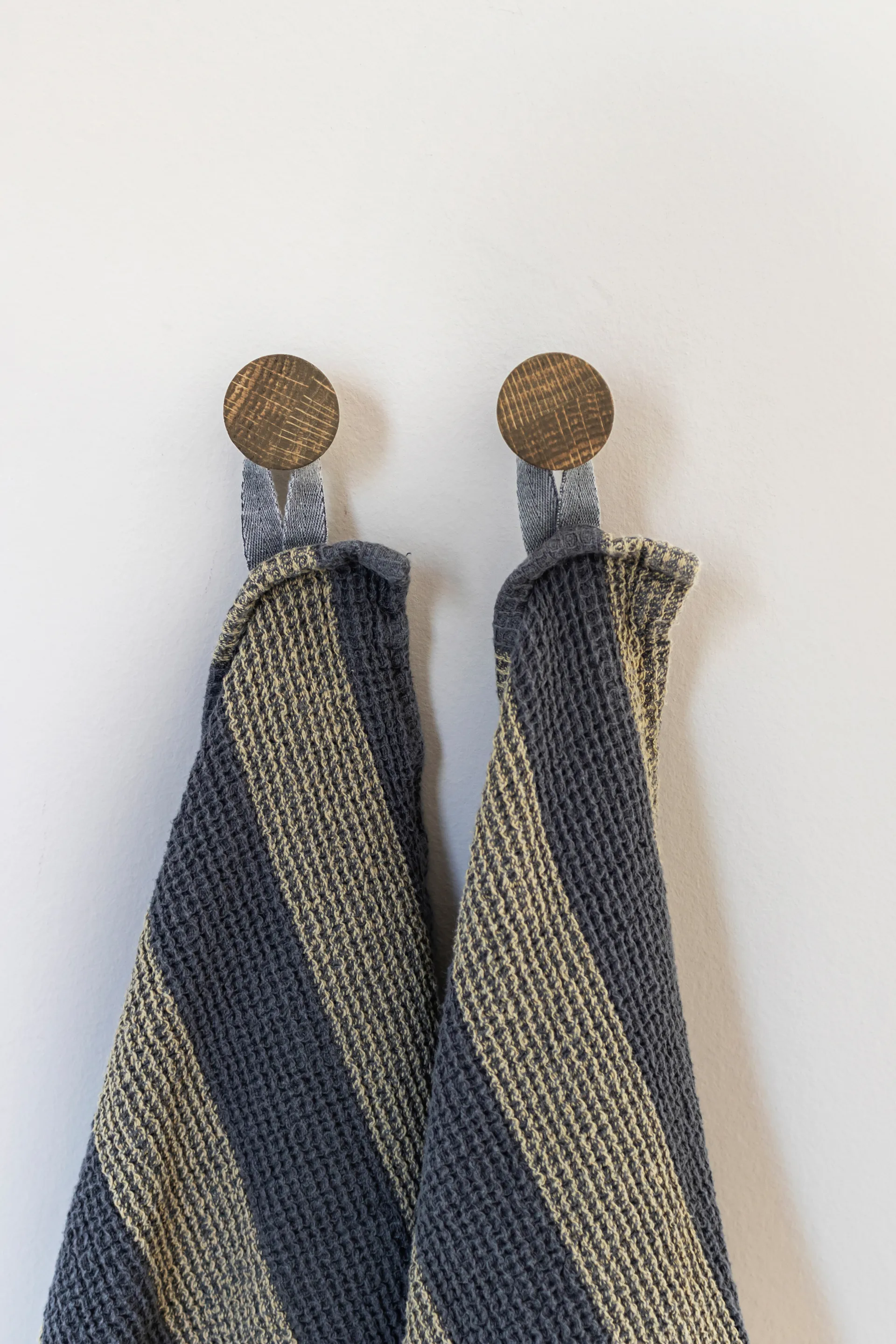 Point フック short 2個セット, Dark oiled oak Mette Ditmer | メッテ ディトマー