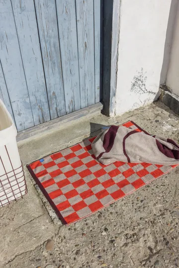 Retro バスルームマット 50x80 cm - Dark orange - Mette Ditmer | メッテ ディトマー