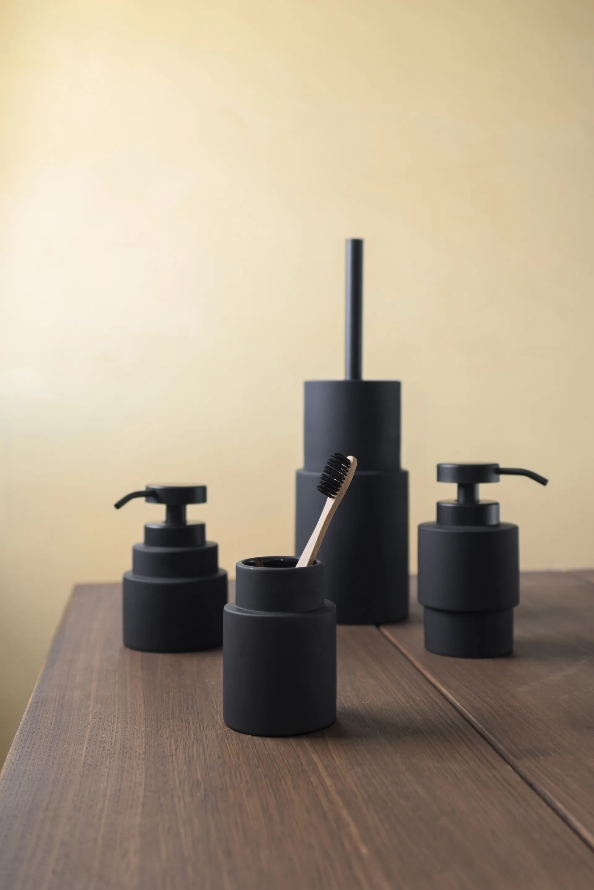 Shades 歯ブラシホルダー model B, Black Mette Ditmer | メッテ ディトマー
