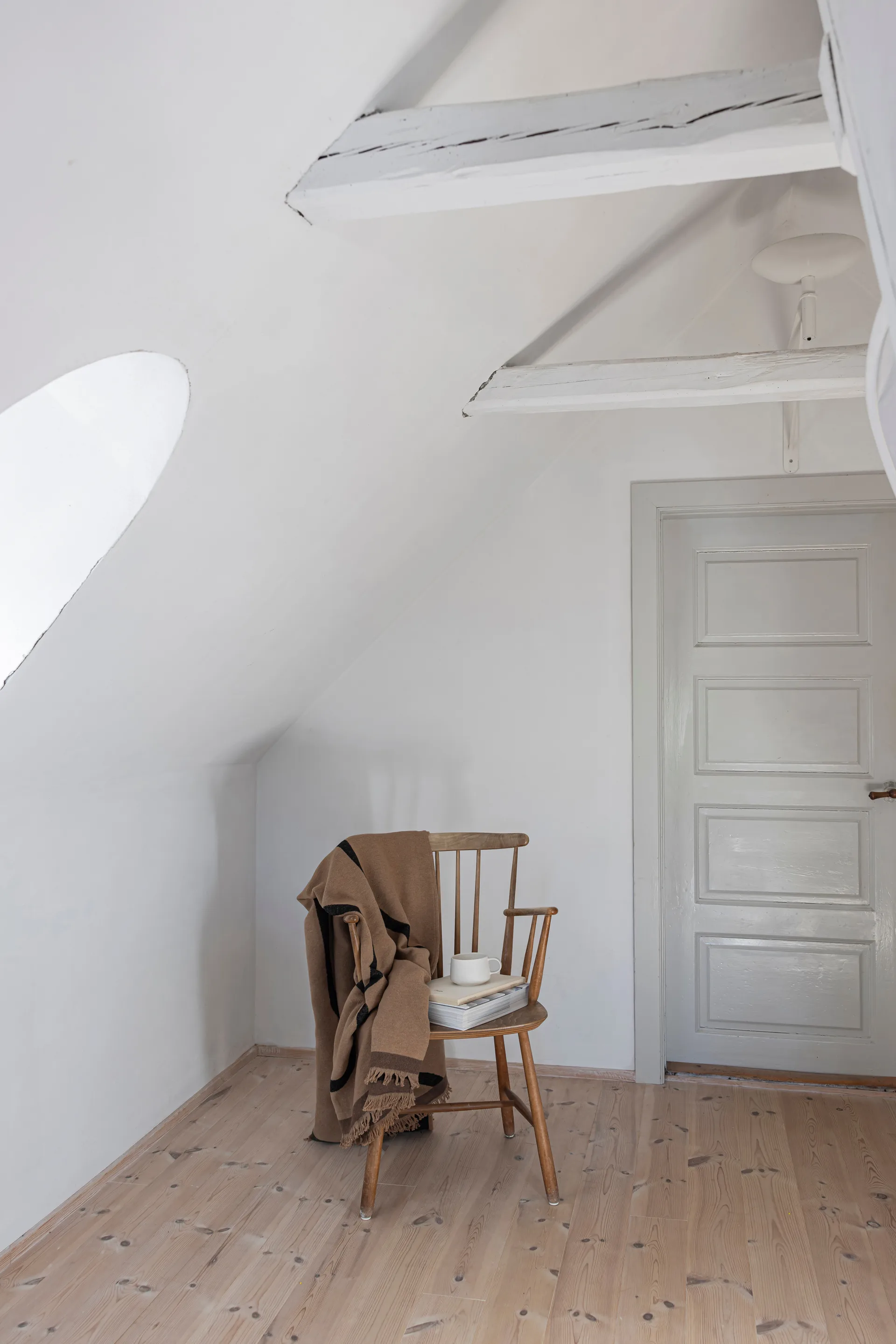 Shadow スローブランケット, Latte-black, 130x175 cm Mette Ditmer | メッテ ディトマー