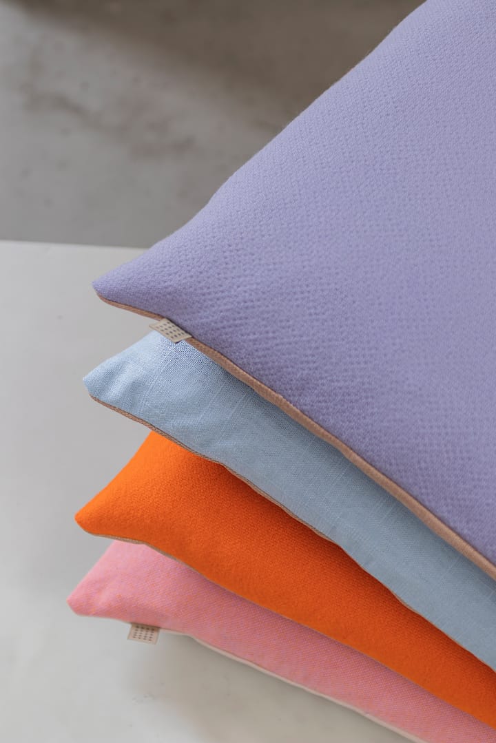 Spectrum クッション 50x50 cm, Peach-blue Mette Ditmer | メッテ ディトマー