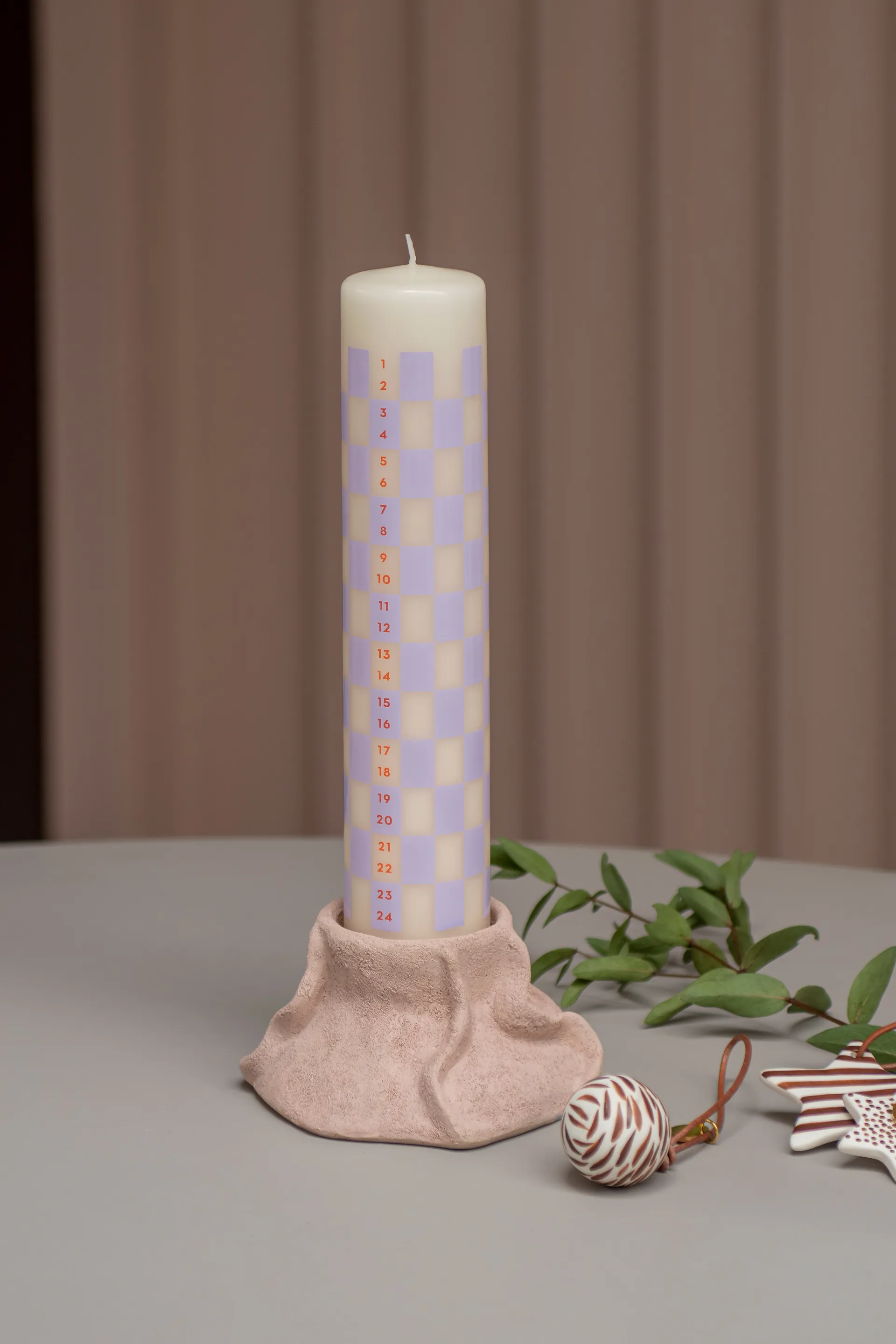 Twentyfour アベントキャンドル 25 cm, Light lilac Mette Ditmer | メッテ ディトマー