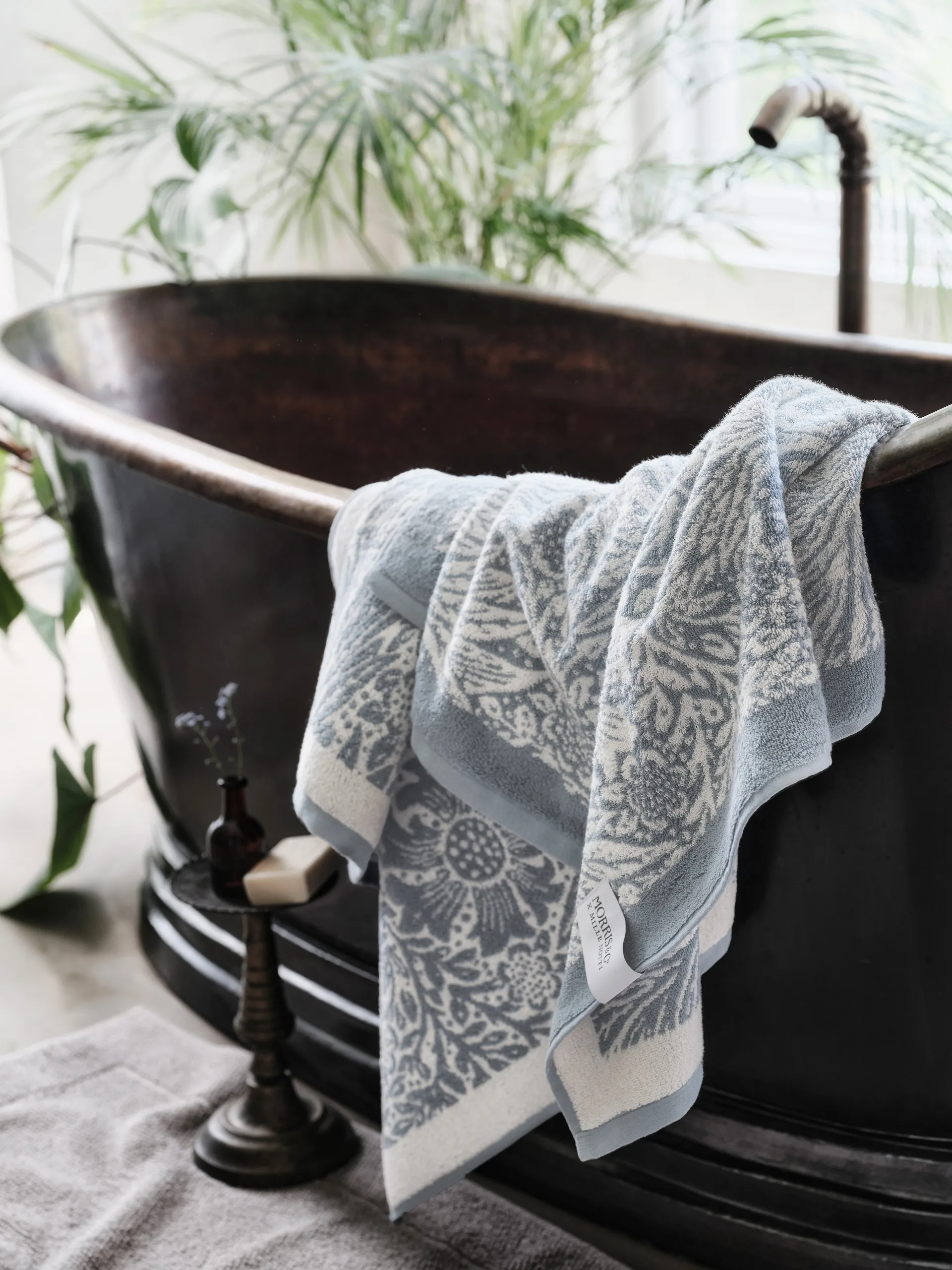 Morris & Co. Marigold タオル ECO, Blue, 86x150 cm Mille Notti