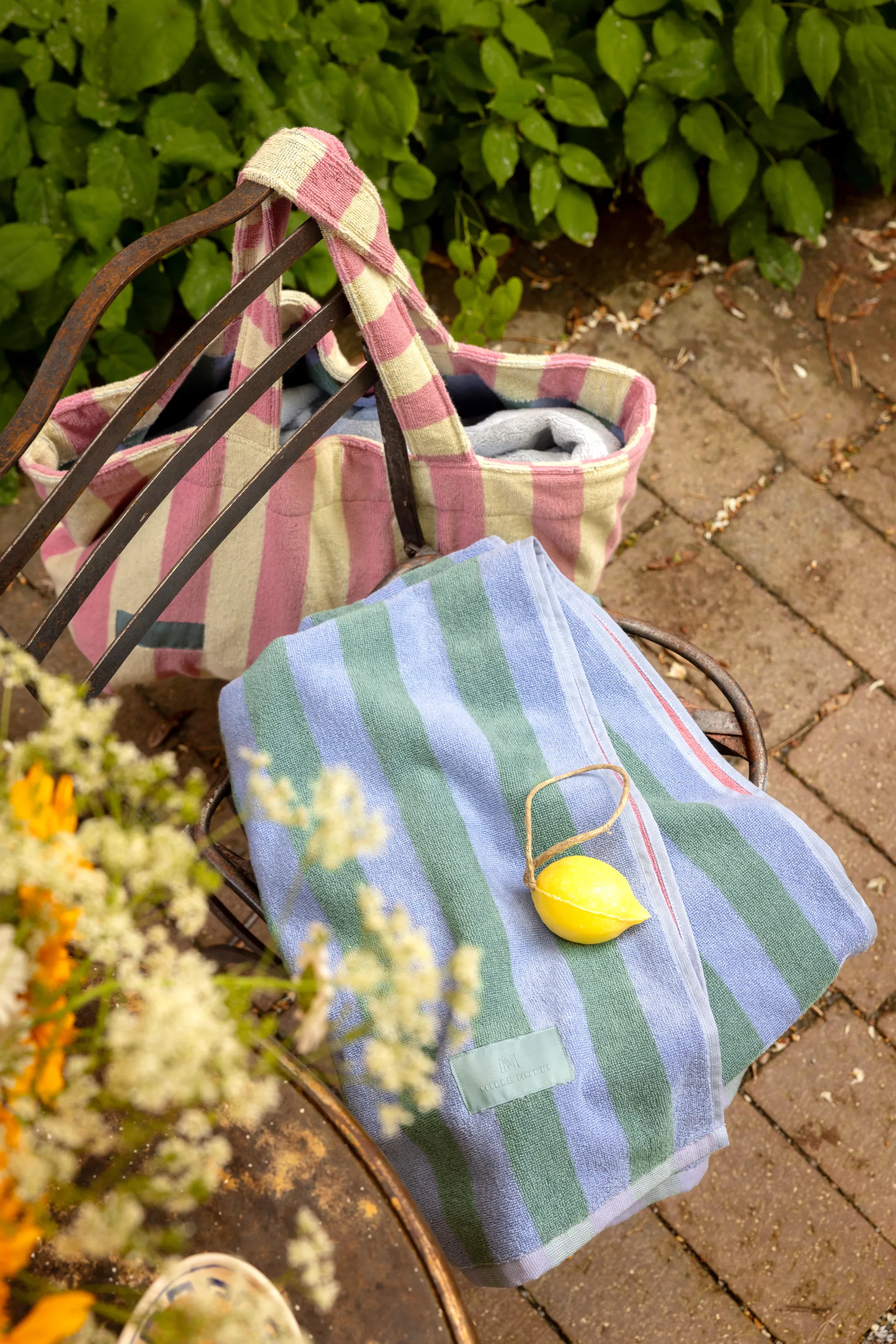 Positano ビーチタオル 100x180 cm, Light blue Mille Notti