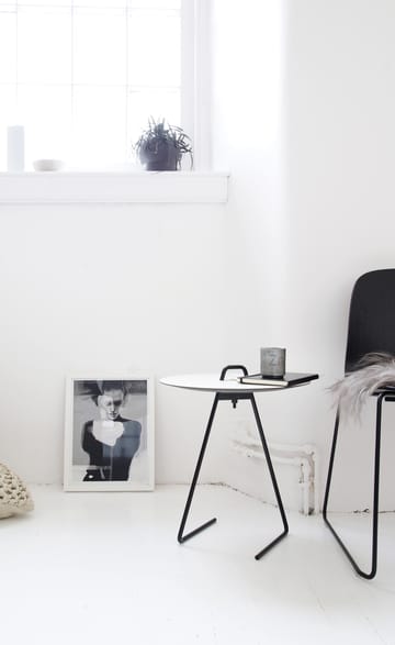 Yeh Wall Table サイドテーブル デンマーク デザイナーズ 北欧 Audo Copenhagen Yeh Wall Table Tall / オドー コペンハーゲン