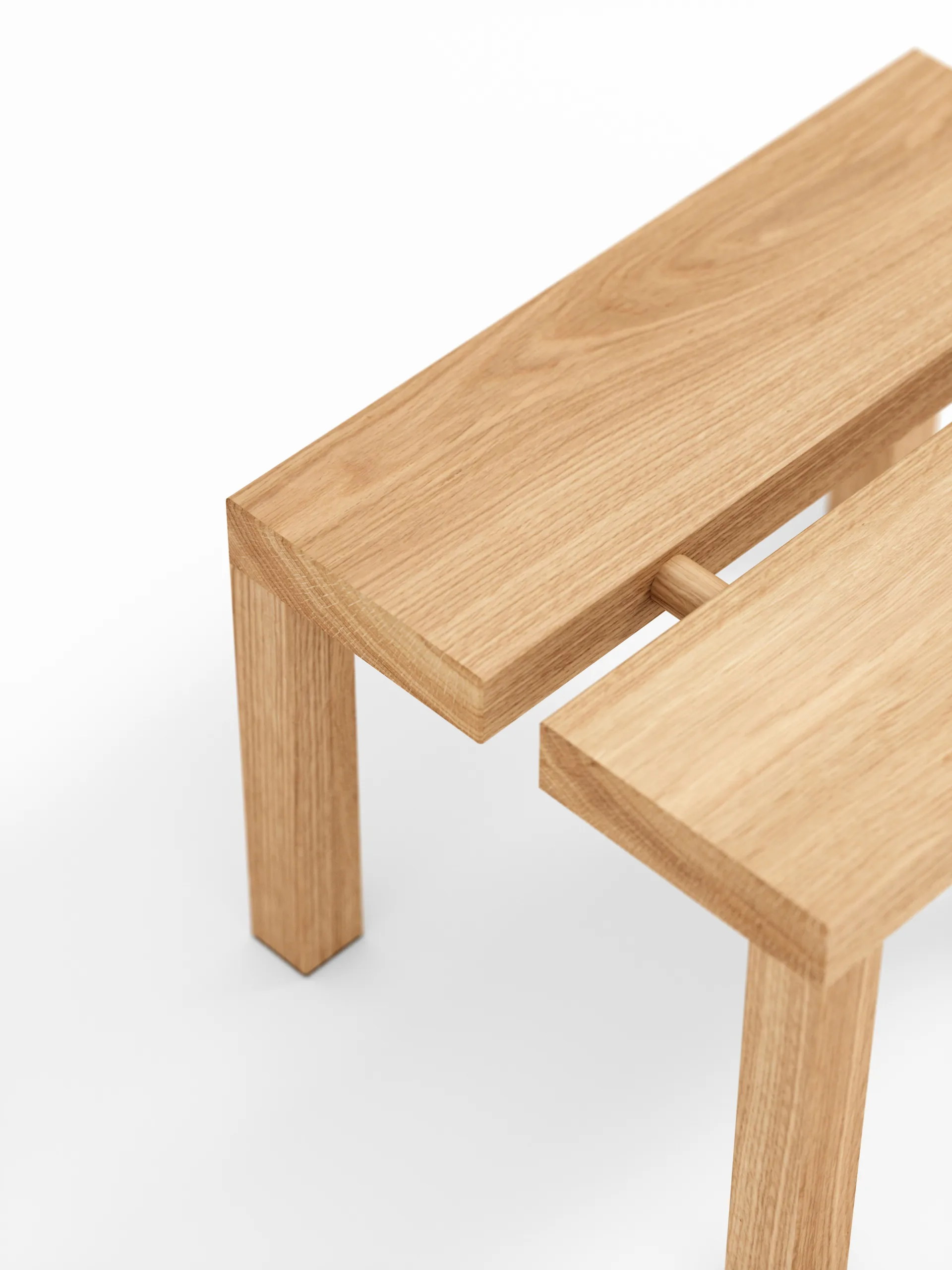 Moebe Peg スツール S 35x27.5x22 cm, Oak MOEBE | ムーベ