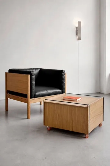 Moebe Storage Chest 収納付きコーヒーテーブル - Oiled oak-stainless steel, 60x61x38.2 cm - MOEBE | ムーベ