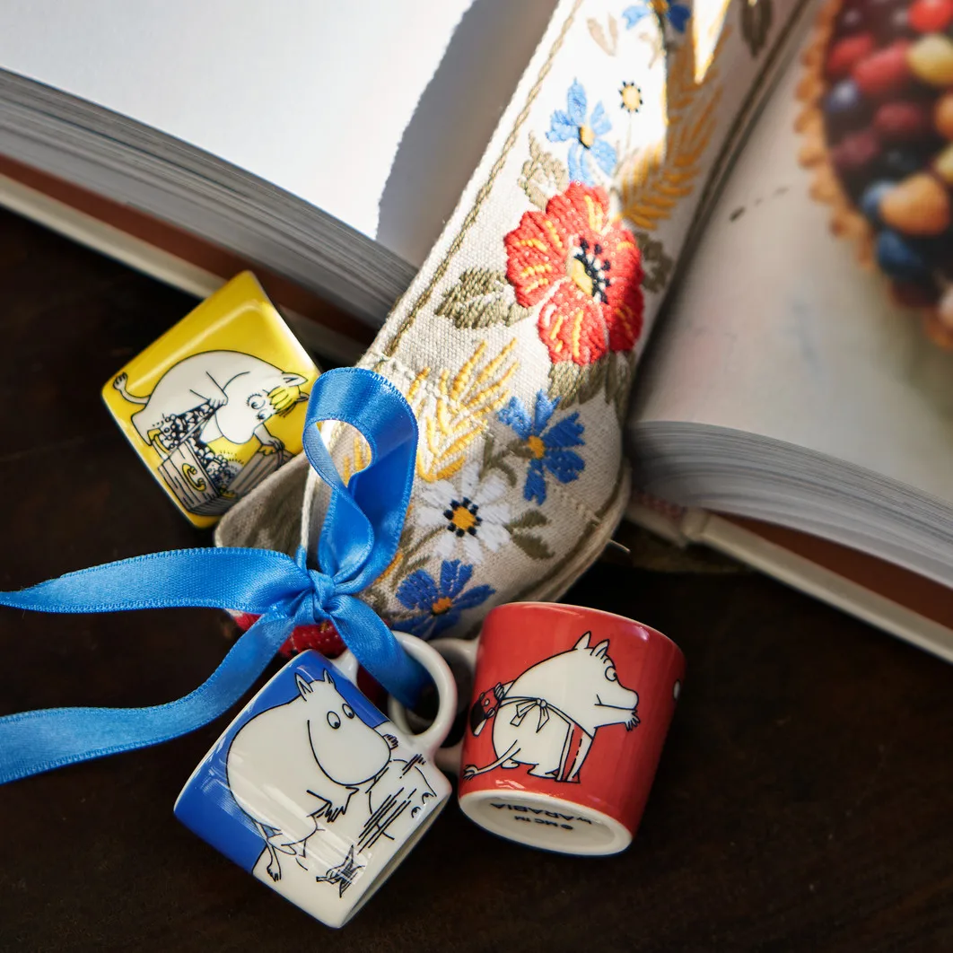 Moomin Arabia からのムーミン ミニ マグ 6パック Första classic