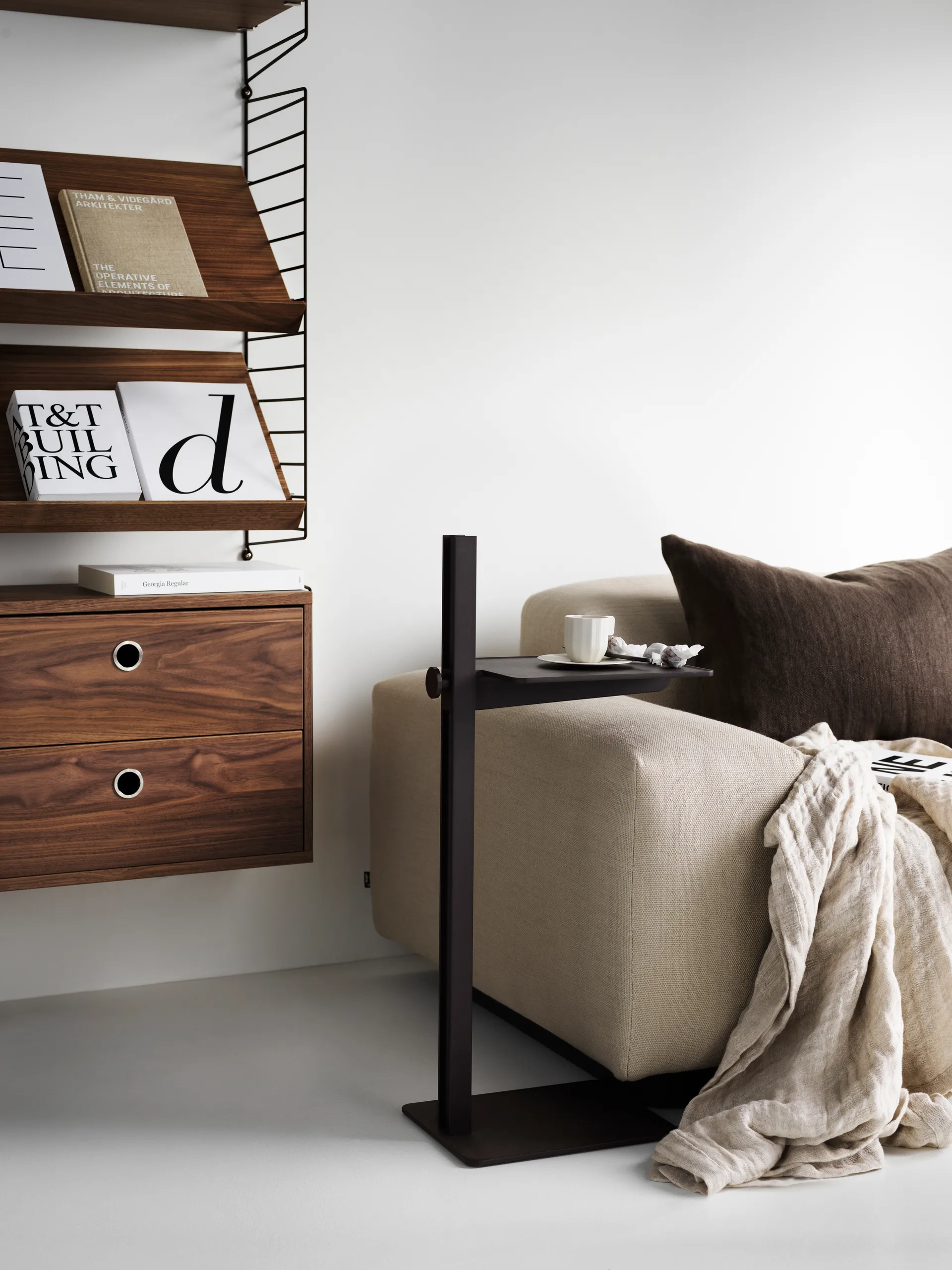 Museum サイドテーブル, Black Museum