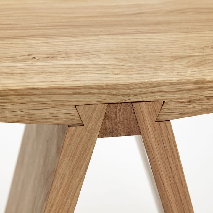 Angle スツール 45x45x29 cm - Oak - MUUBS | ムーブス