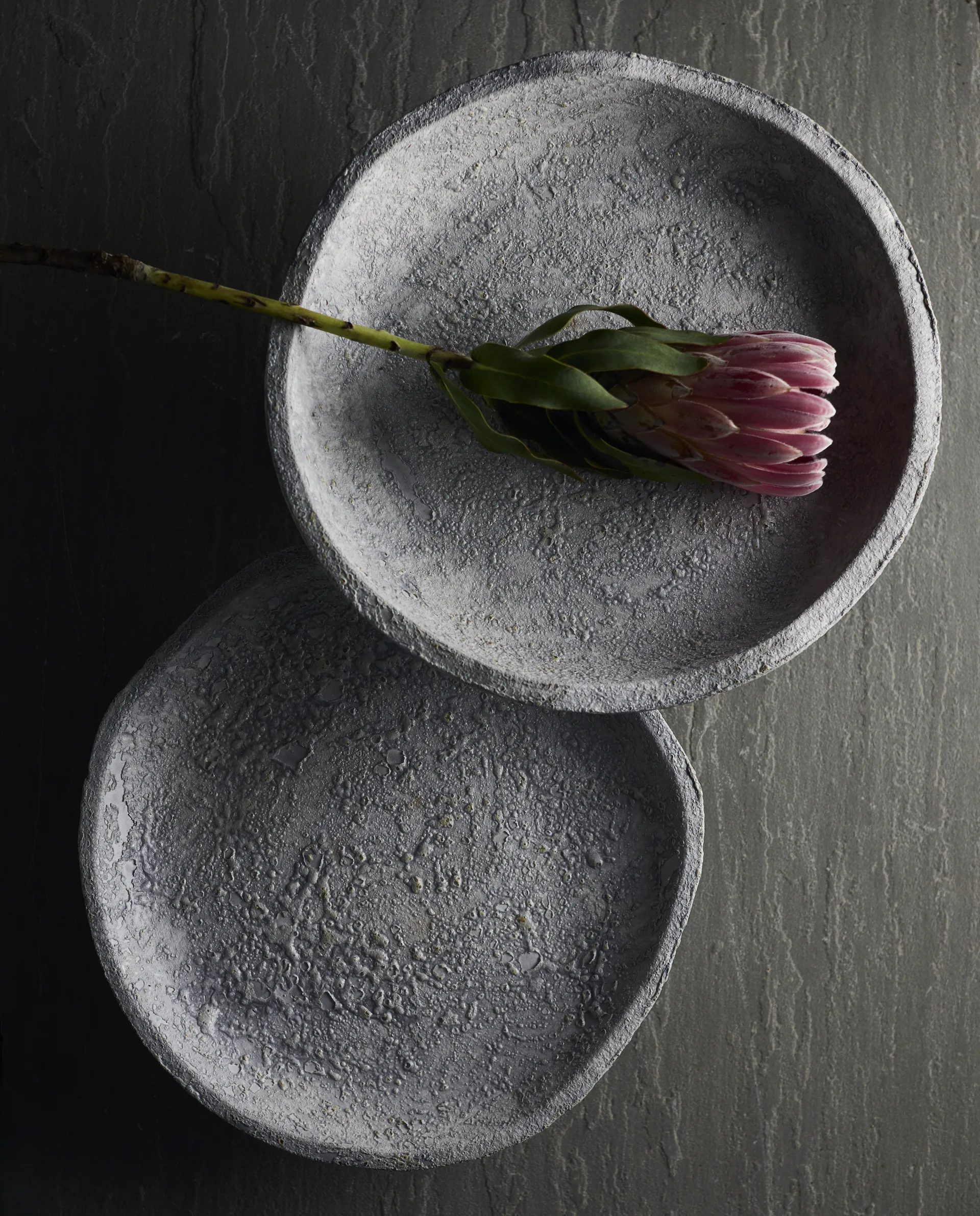 Luna トレイ, Grey, Ø34x8 cm MUUBS | ムーブス