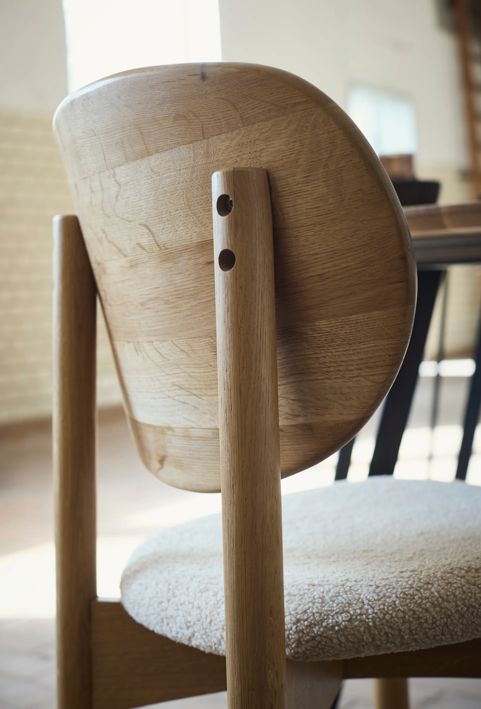 Oka チェア, Natural oiled oak, sand MUUBS | ムーブス
