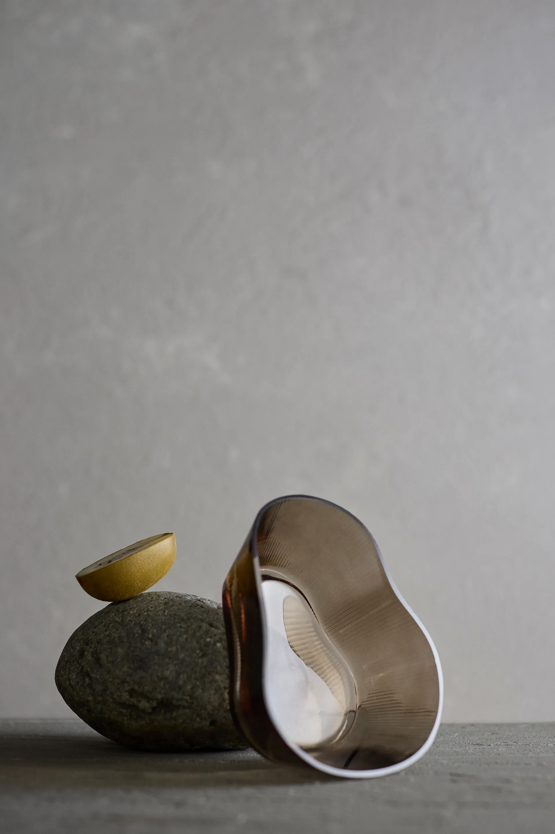 Ripe ボウル, Smoked brown, Ø17.5x5 cm MUUBS | ムーブス