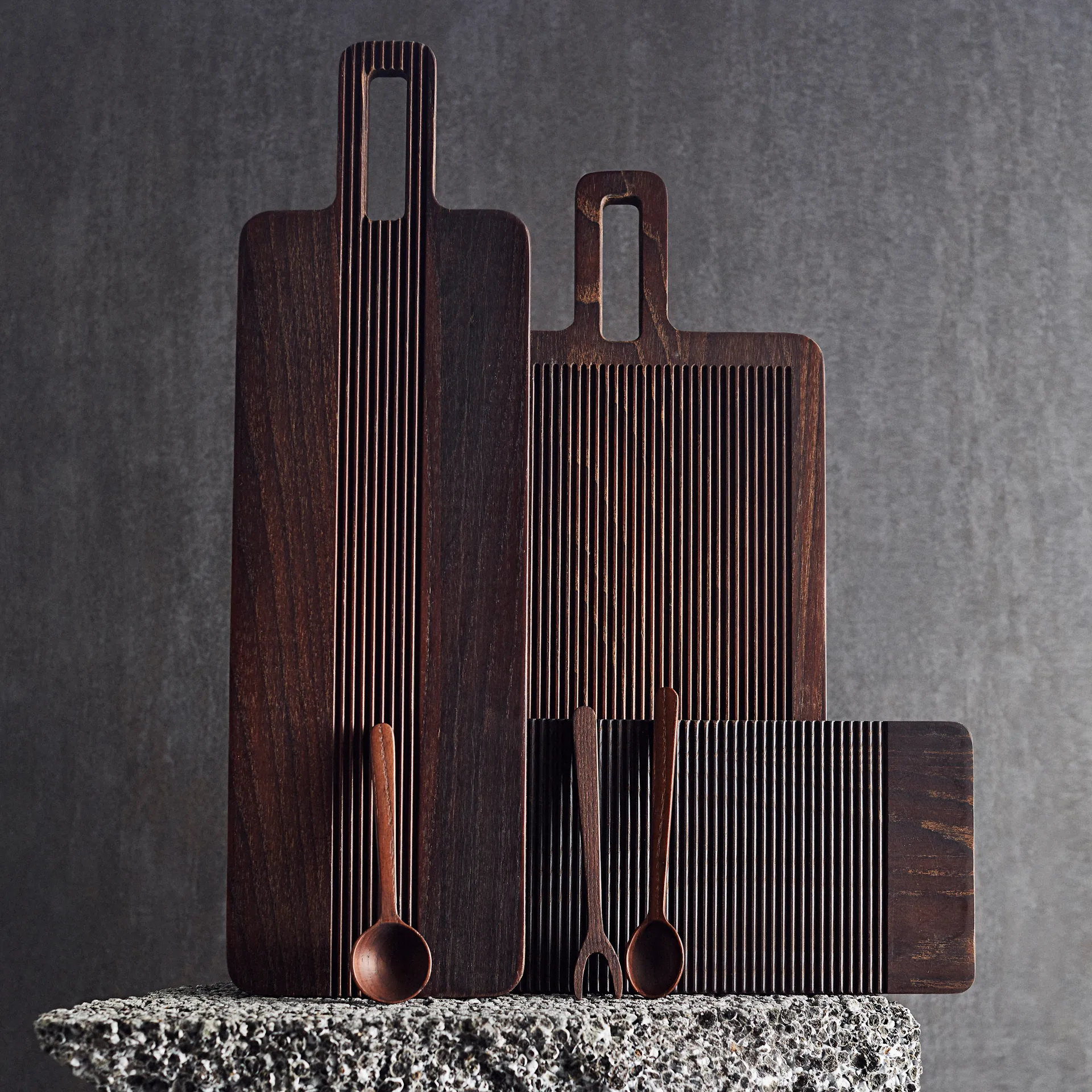 Yami タパス トレイ 15x49 cm, brown MUUBS | ムーブス