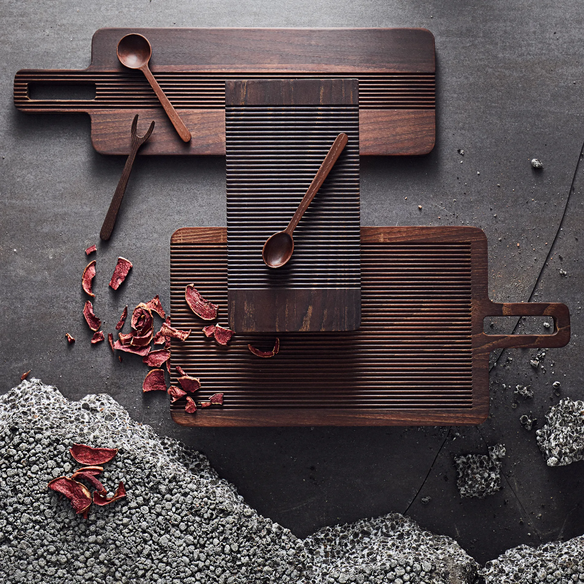 Yami ブレッド用カッティングボード 22x44 cm, brown MUUBS | ムーブス